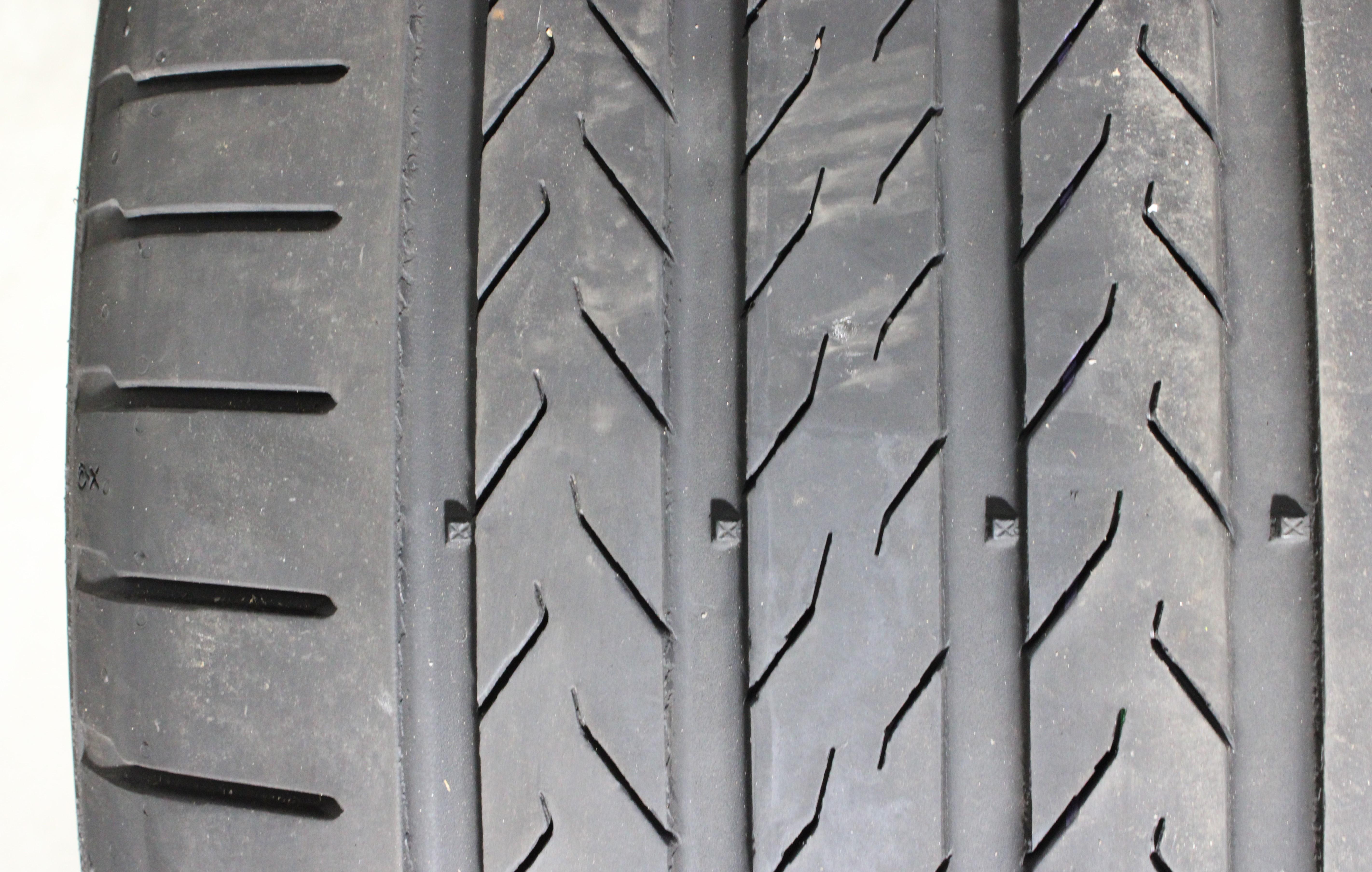 2 x 255/45R20 105W 2 x 285/40R20 108W Neumáticos de verano Continental Eco Contact 6Q MO 5,5-6 mm 2025 XL