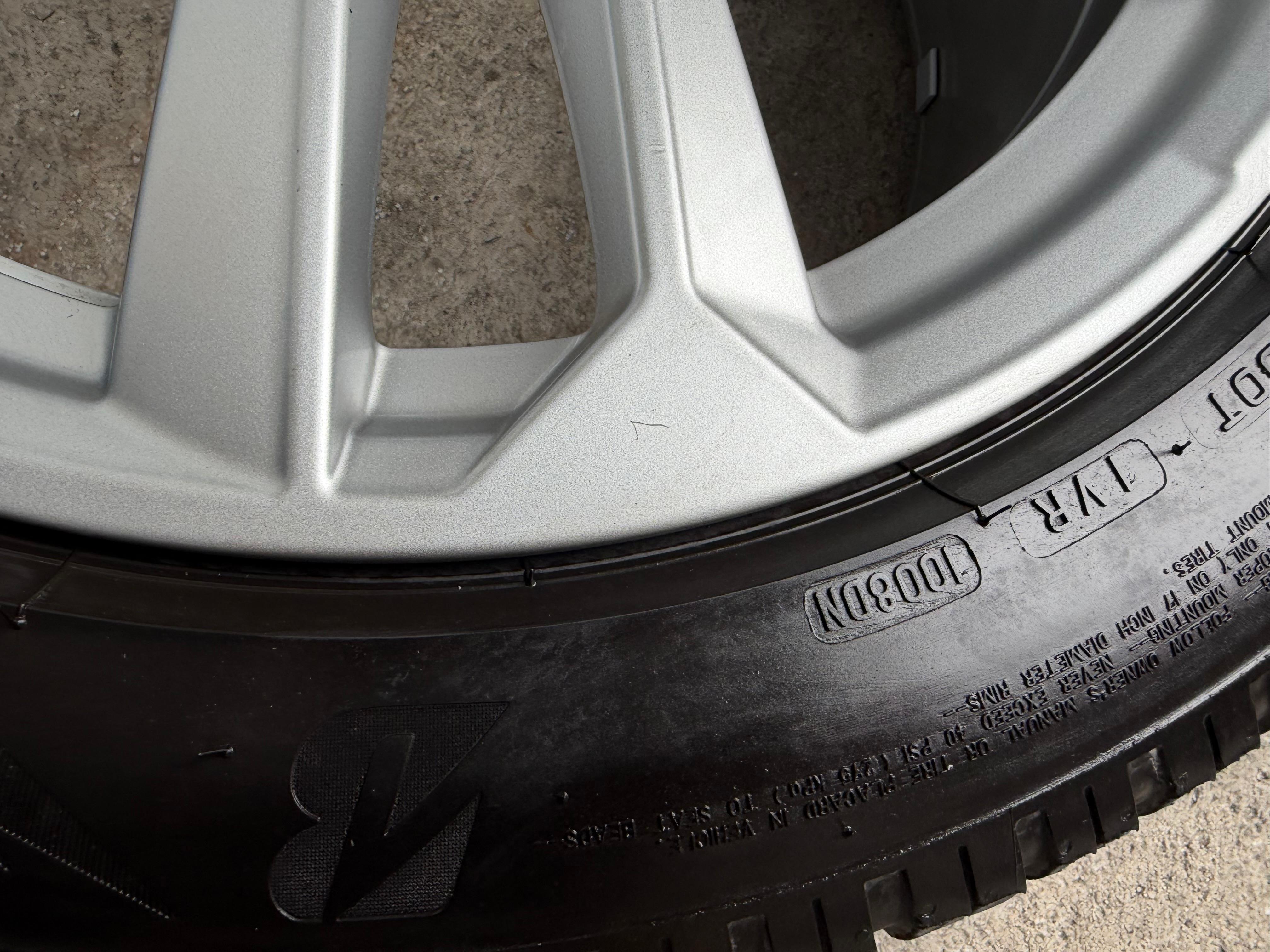 4 Original 17" Alu Winterräder Audi A3 S3 8Y 8Y0601025L 205/50R17 93H Bridgestone 2023