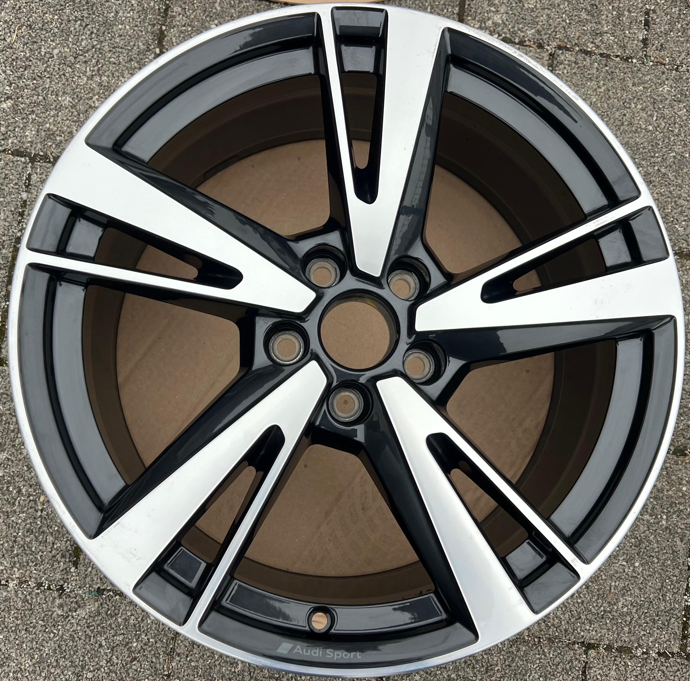 1 X ORIGINAL 18" ALUFELGE AUDI A3 S3 8Y 8Y0601025N 8x18 ET46 FREIHAUS