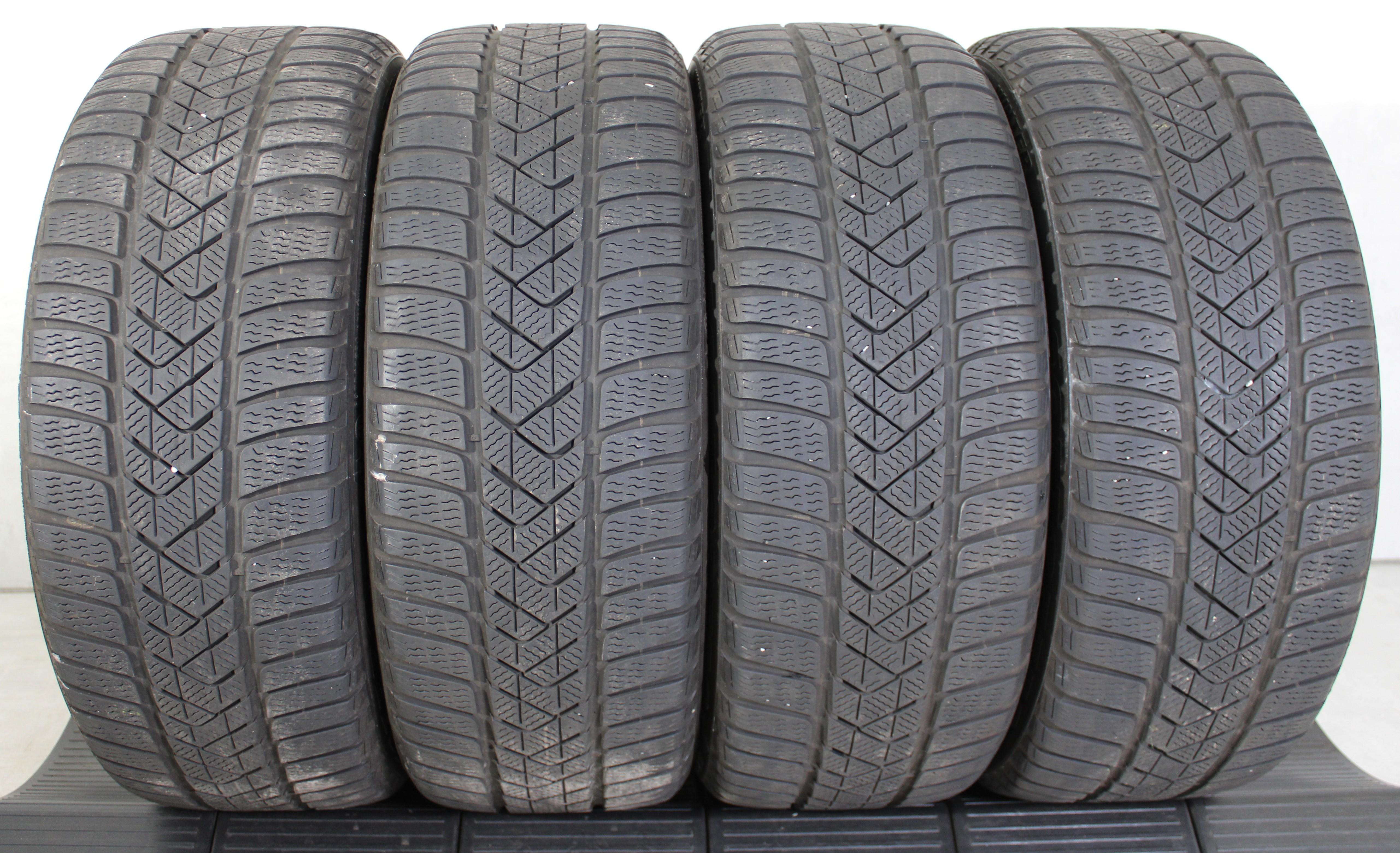 4 x 225/45R18 95H winterbanden Pirelli Sottozero 3 Runflat 5-5,5mm 2021 *