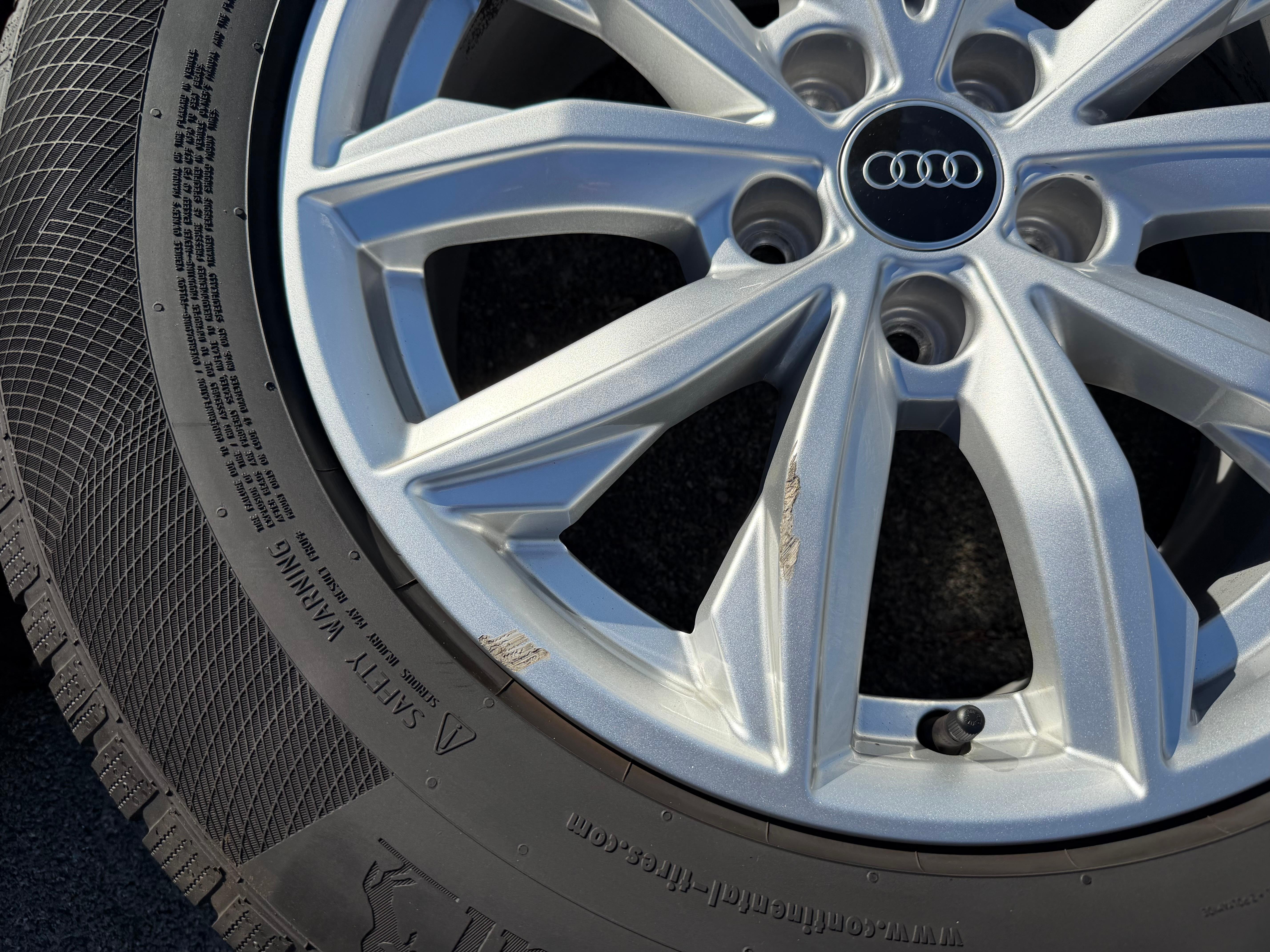 4 Original 17" Alu Winterräder Audi Q5 FY 80A601025J 7x17 ET34 235/65R17 104H 2022