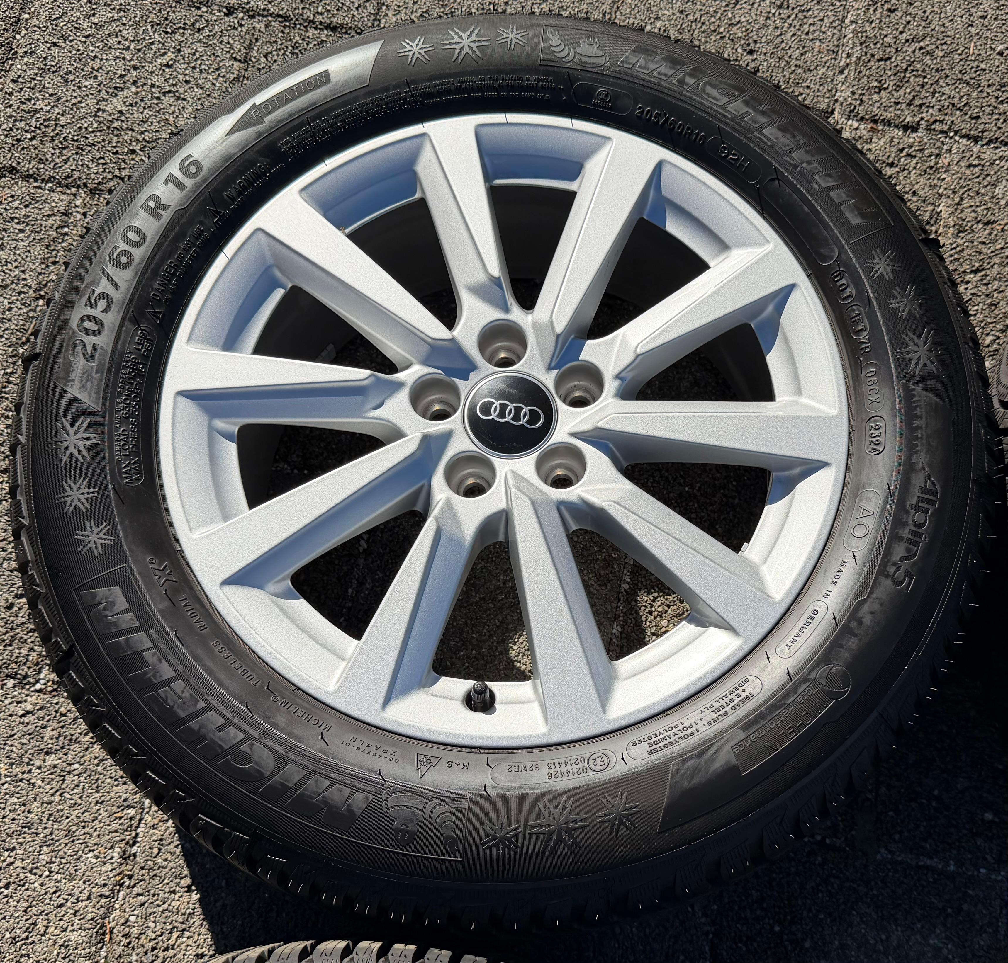 4 Original Alu Winterräder Audi A1 GB GBH 82A601025C 205/60R16 92H 2024 Michelin