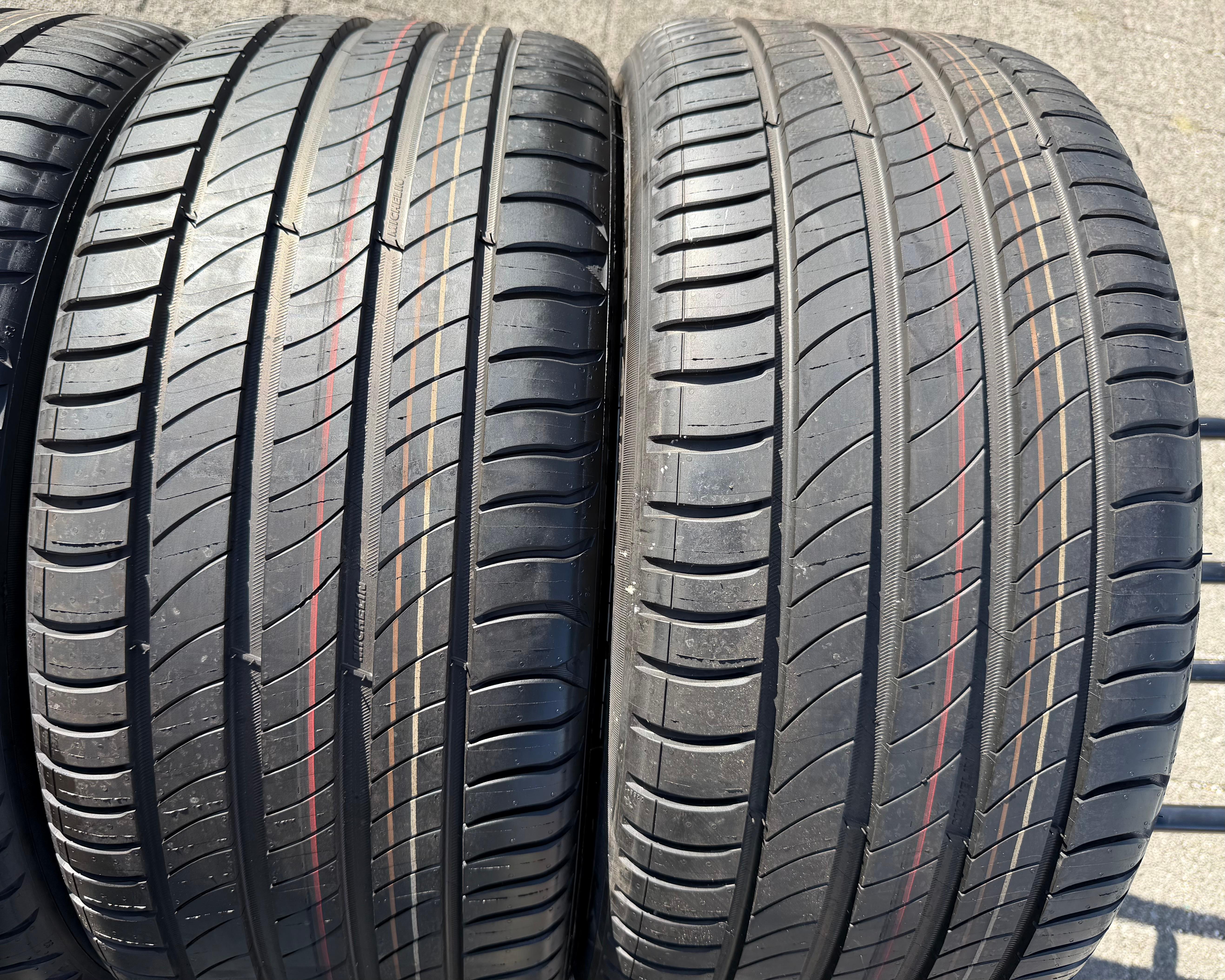 4 Original 18" Alu Sommerräder Audi A4 S4 8W B9 8W0601025EJ 245/40R18 93H Michelin