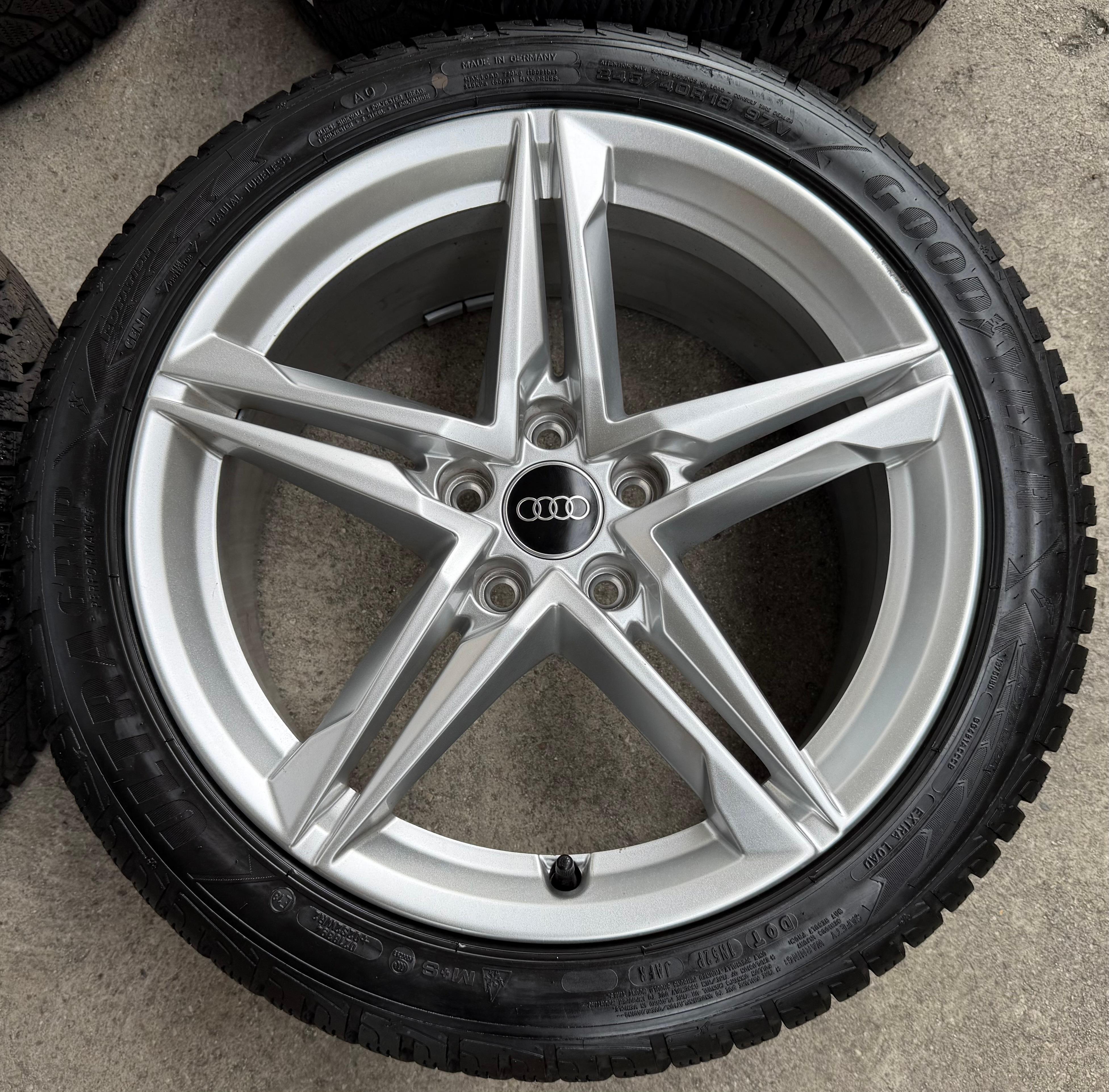 4 Original 18" Alu Winterräder Audi A4 S4 8W B9 8W0601025HM 245/40R18 97V 2023