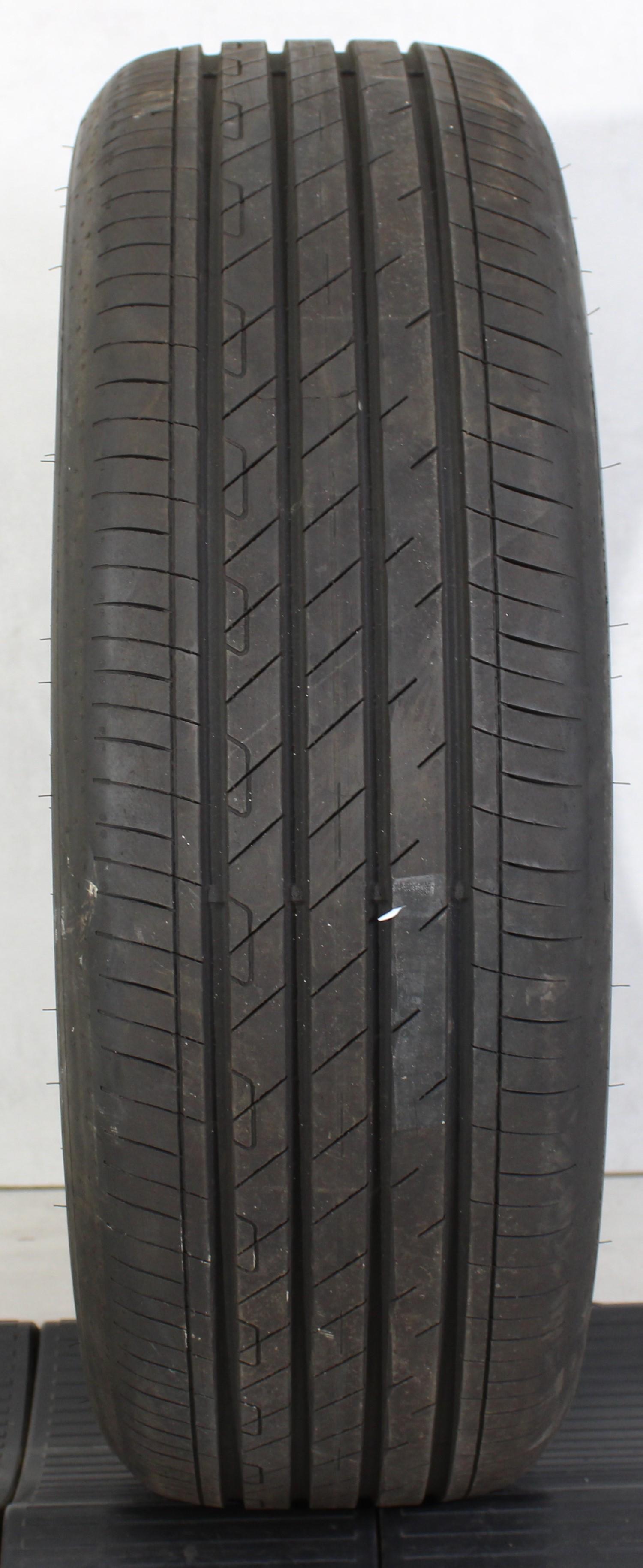 1 x 235/60R20 108H neumático de verano Goodyear Efficient Grip Performance 2 6,5-7mm 2020 *