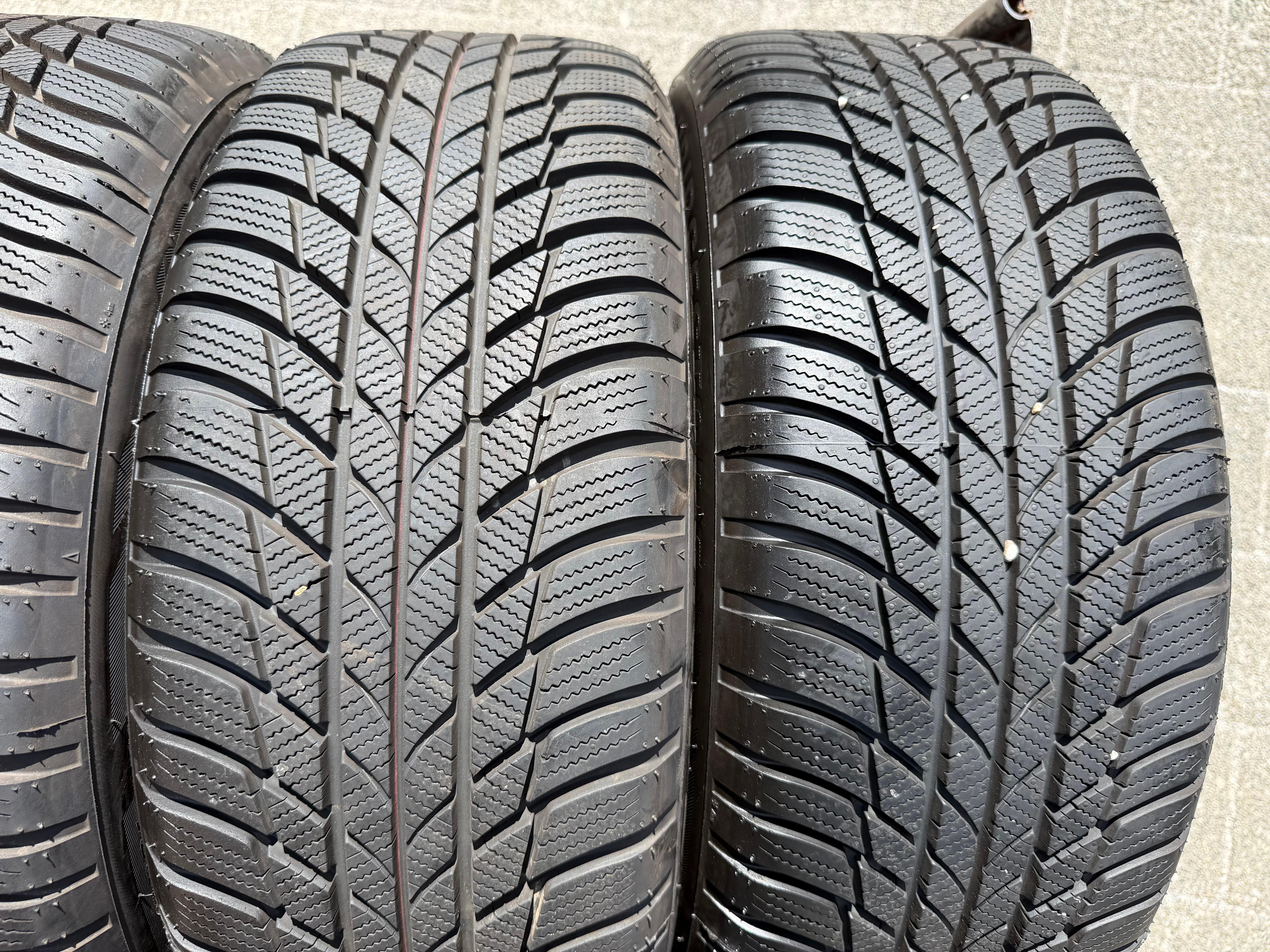 4 ruote complete in lega originali da 17" per Audi Q2 215/55R17 94V Bridgestone 2023