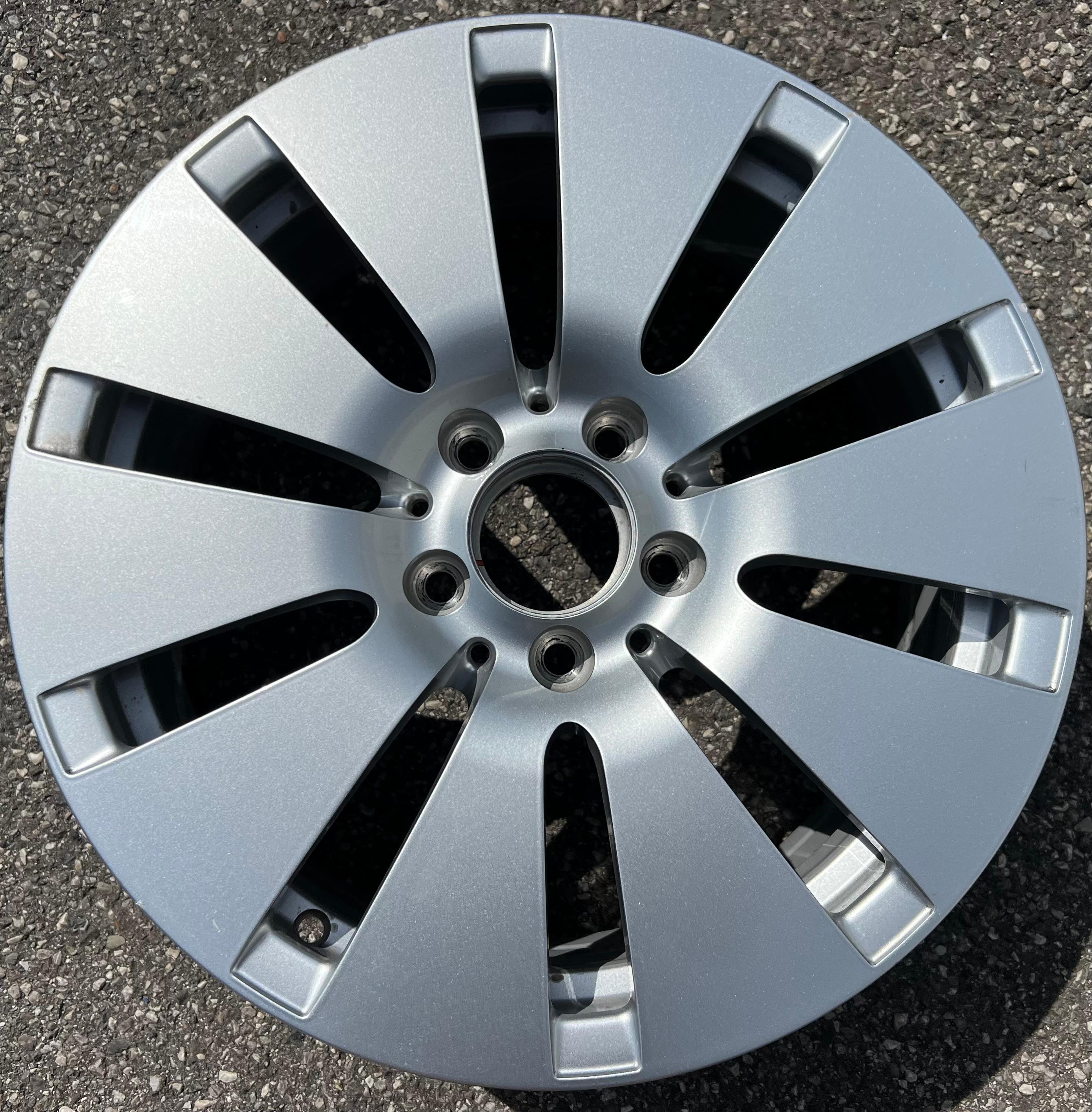 1 X CERCHIO IN LEGA ORIGINALE DA 17" MERCEDES CLASSE C W205 A2054012100 CONSEGNA GRATUITA