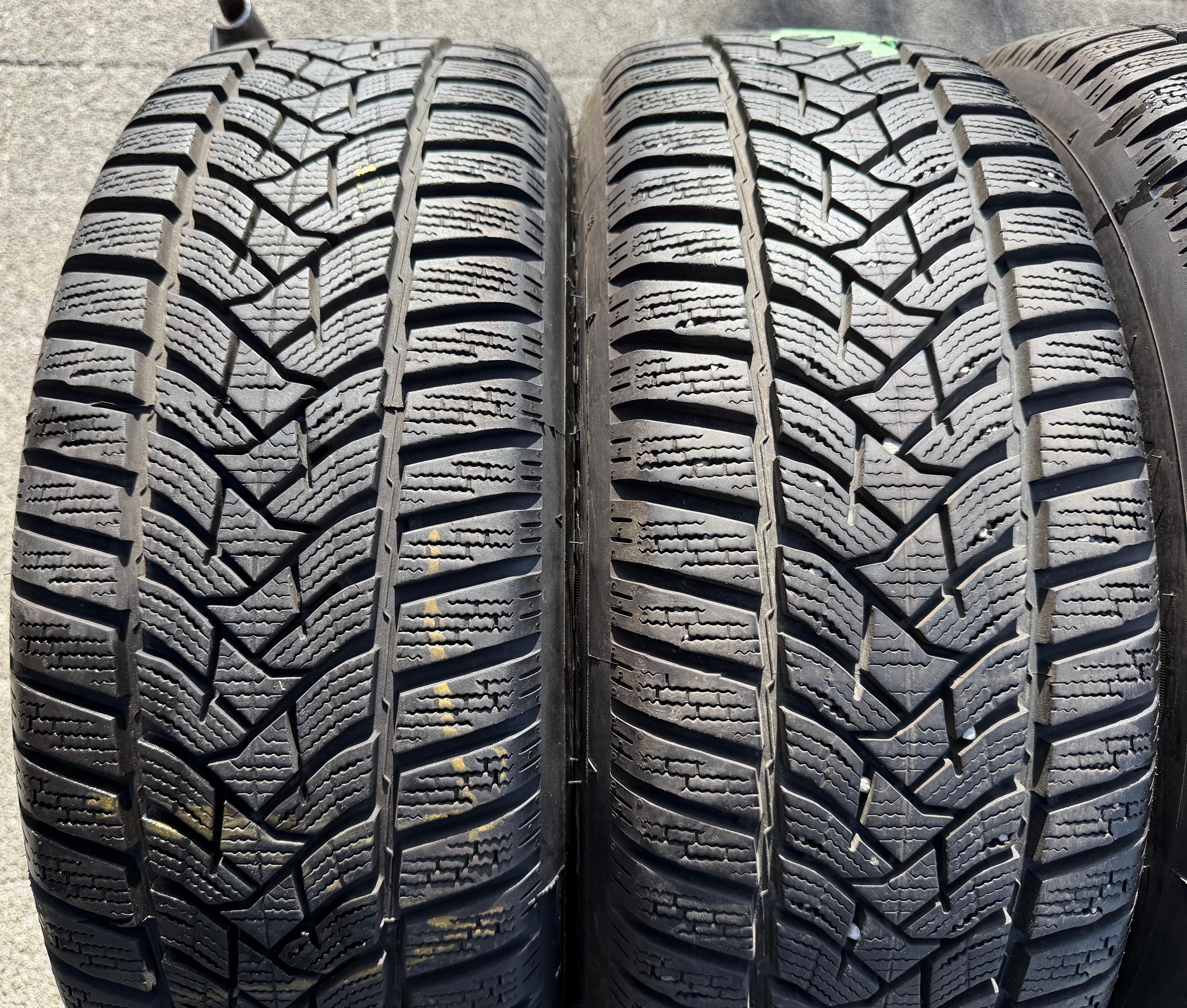 4 Winterräder VW T-Roc Skoda Karoq Seat Cupra Ateca 215/60R16 95H Dunlop