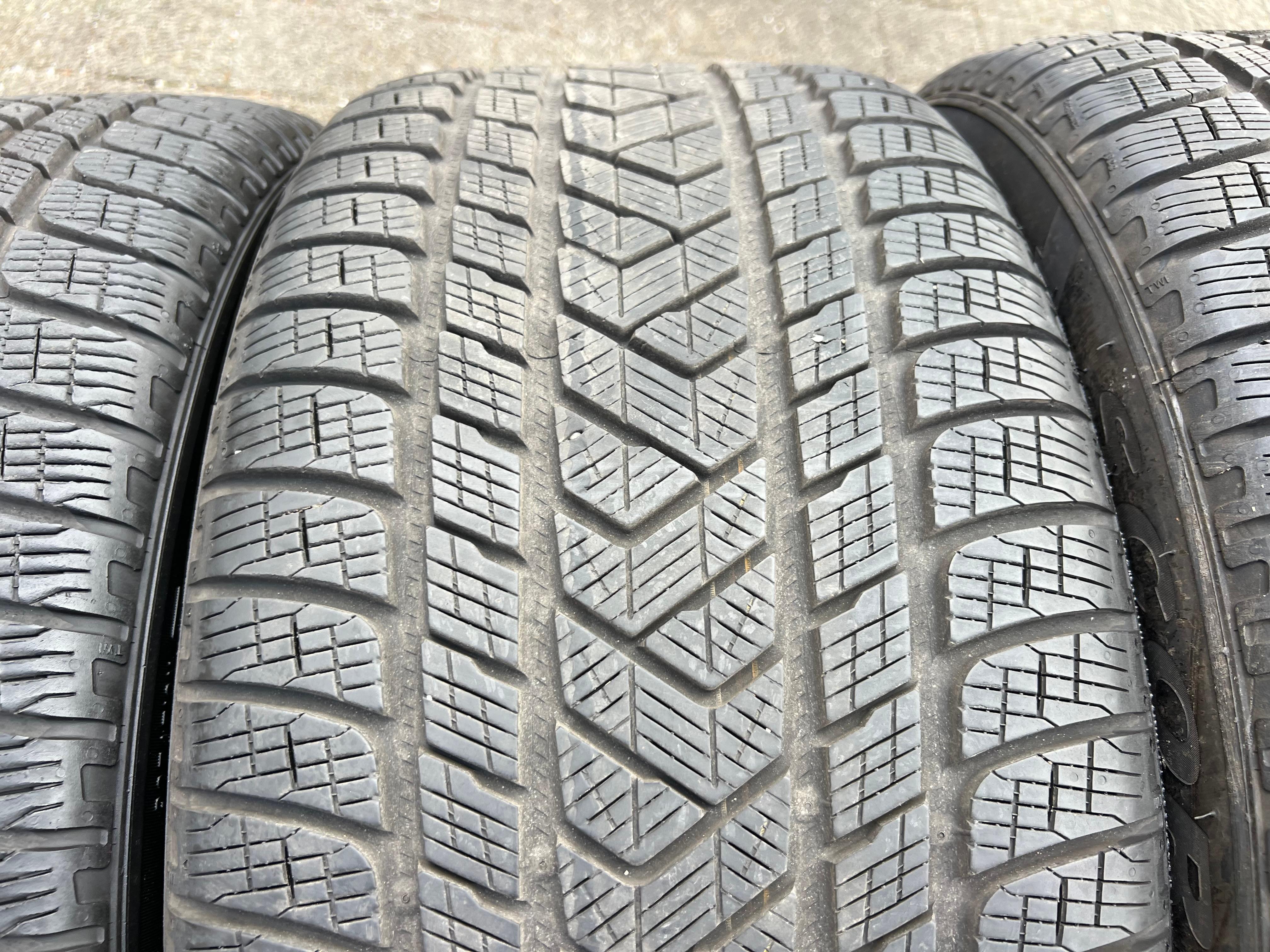4 ORIGINELE 20" LICHTMETALEN WINTERWIELEN PORSCHE MACAN 265/45R20 104V 295/40R20 106V BANDENDRUKCONTROLESYSTEEM