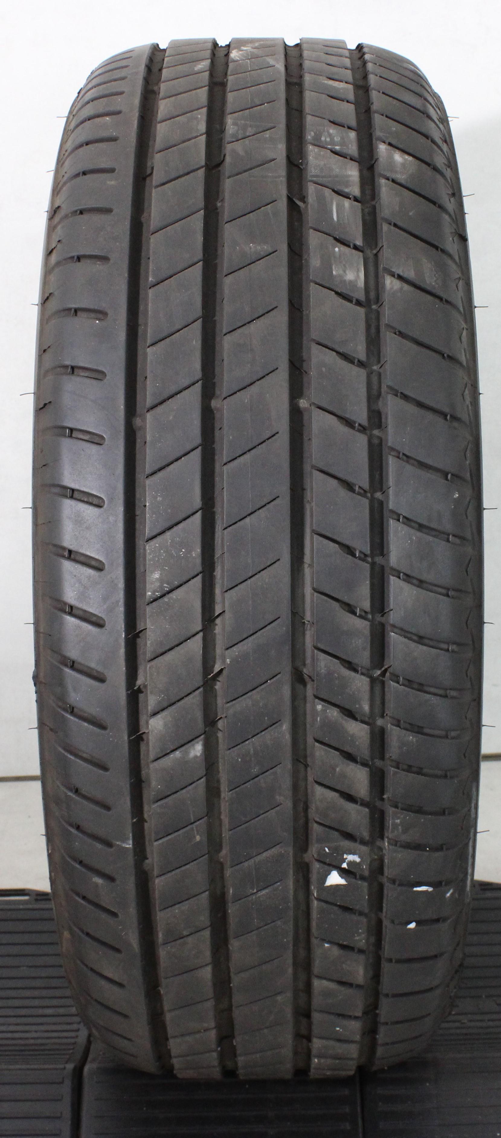 1 neumático de verano Bridgestone Alenza 001* 245/50R19 105W, 6 mm, 2024