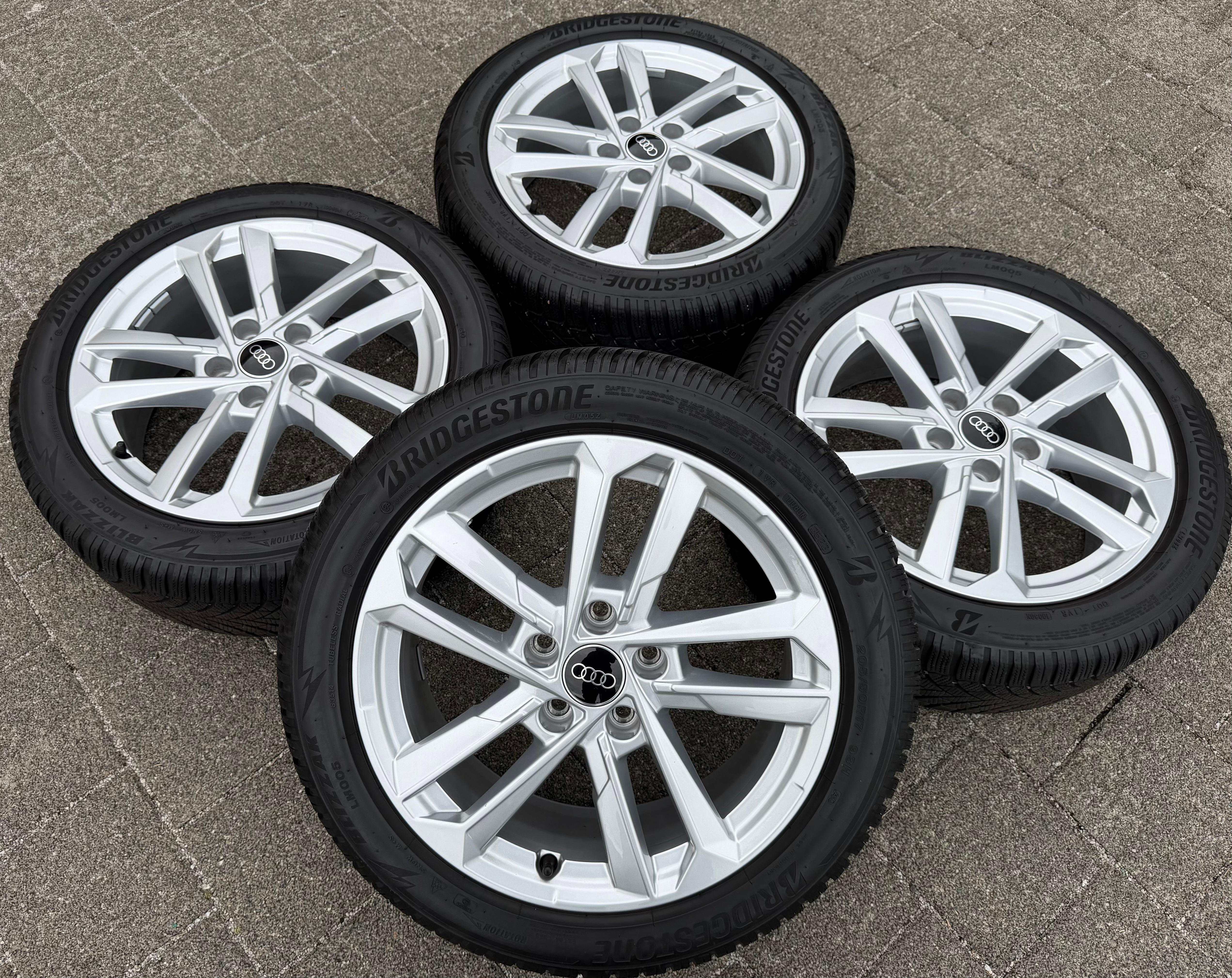 4 Original 17" Alu Winterräder Audi A3 S3 8Y 8Y0601025L 205/50R17 93H Bridgestone 2022