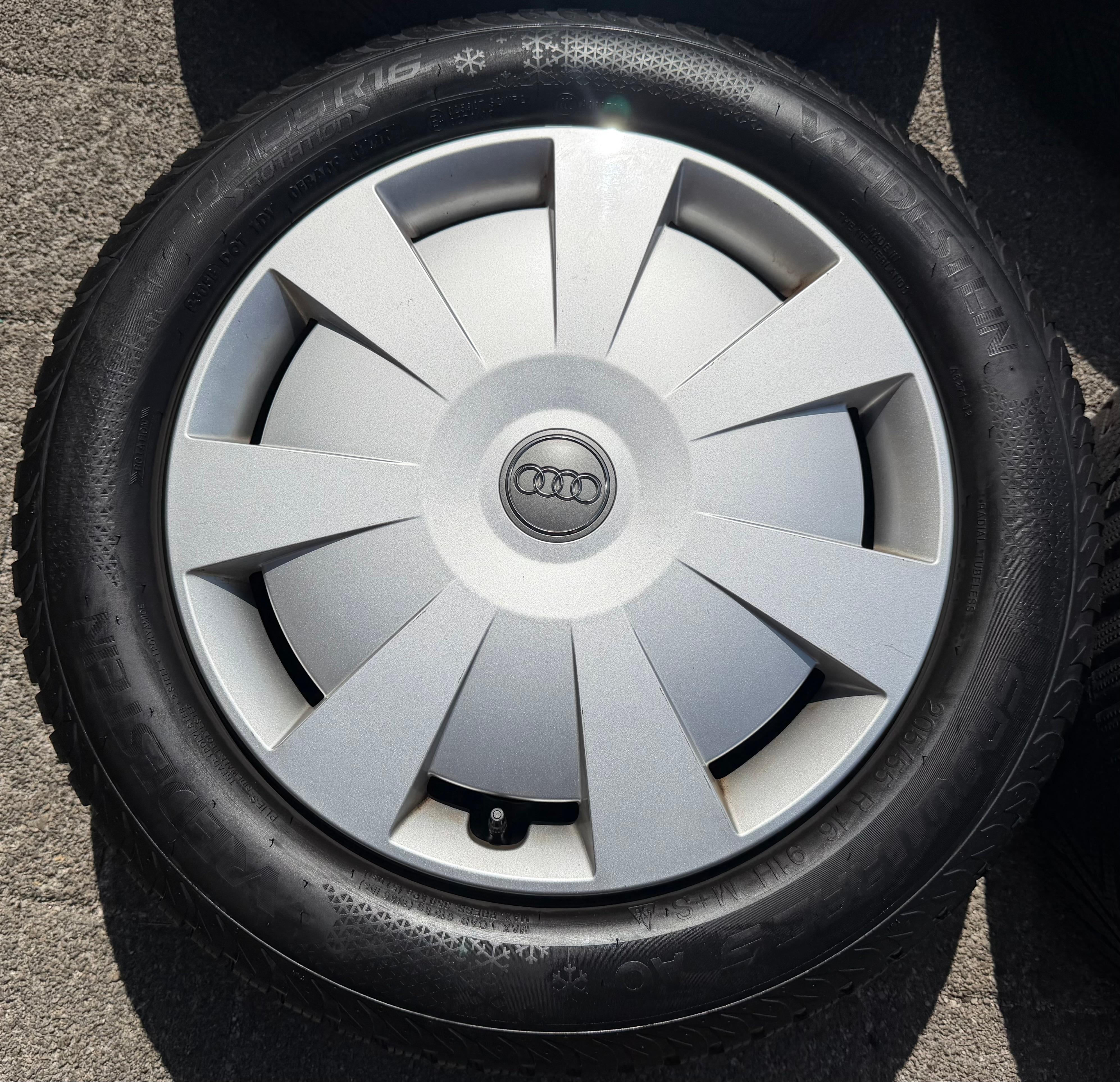 4 Winterräder Audi A3 8V Sportback Cabrio  205/55R16 91H Vredestein 8V0601027A