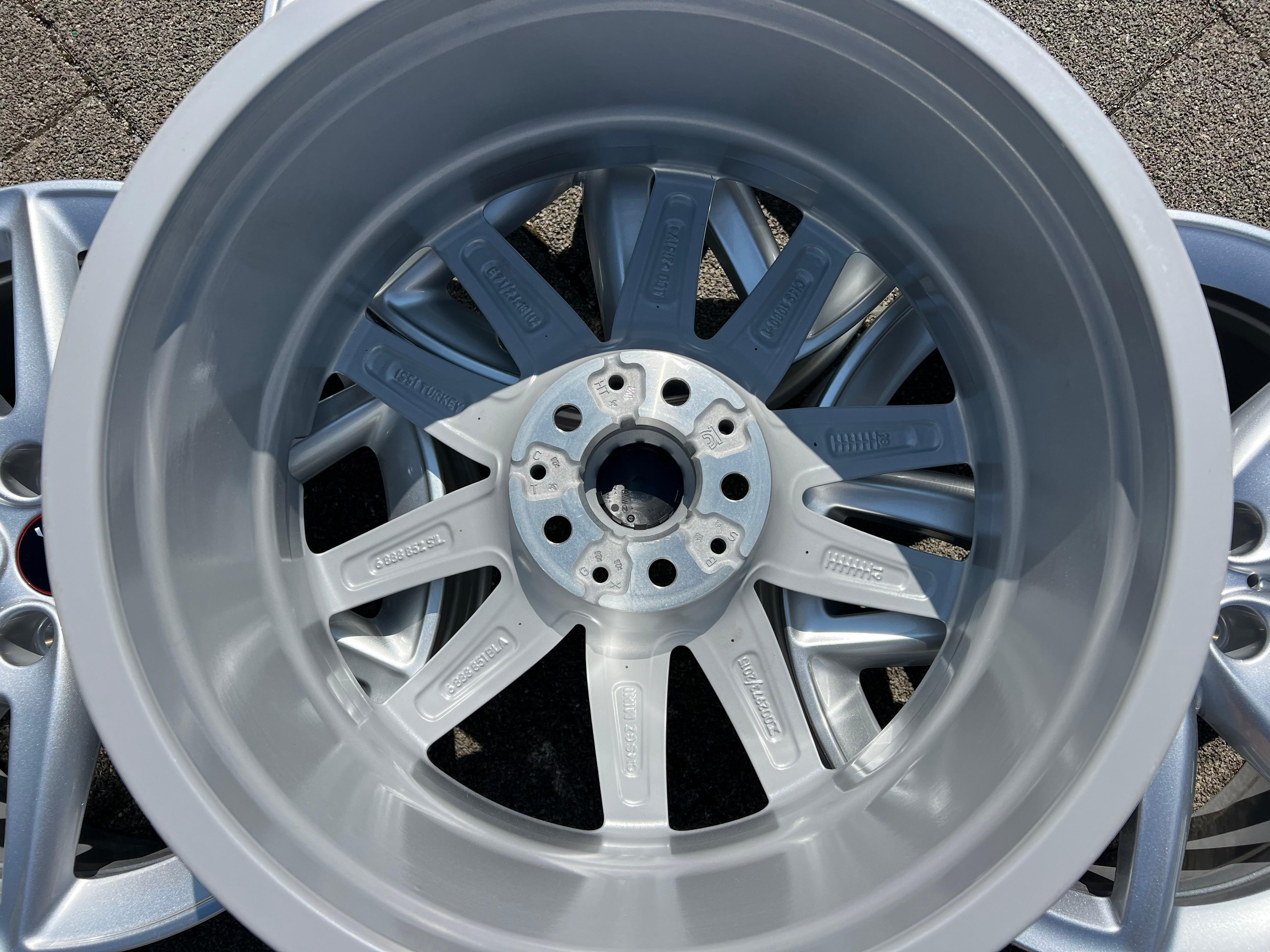 4 LLANTAS DE ALEACIÓN ORIGINALES DE 18" MINI COUNTRYMAN F60 6888852 7,5x18 ET51 ENVÍO GRATUITO