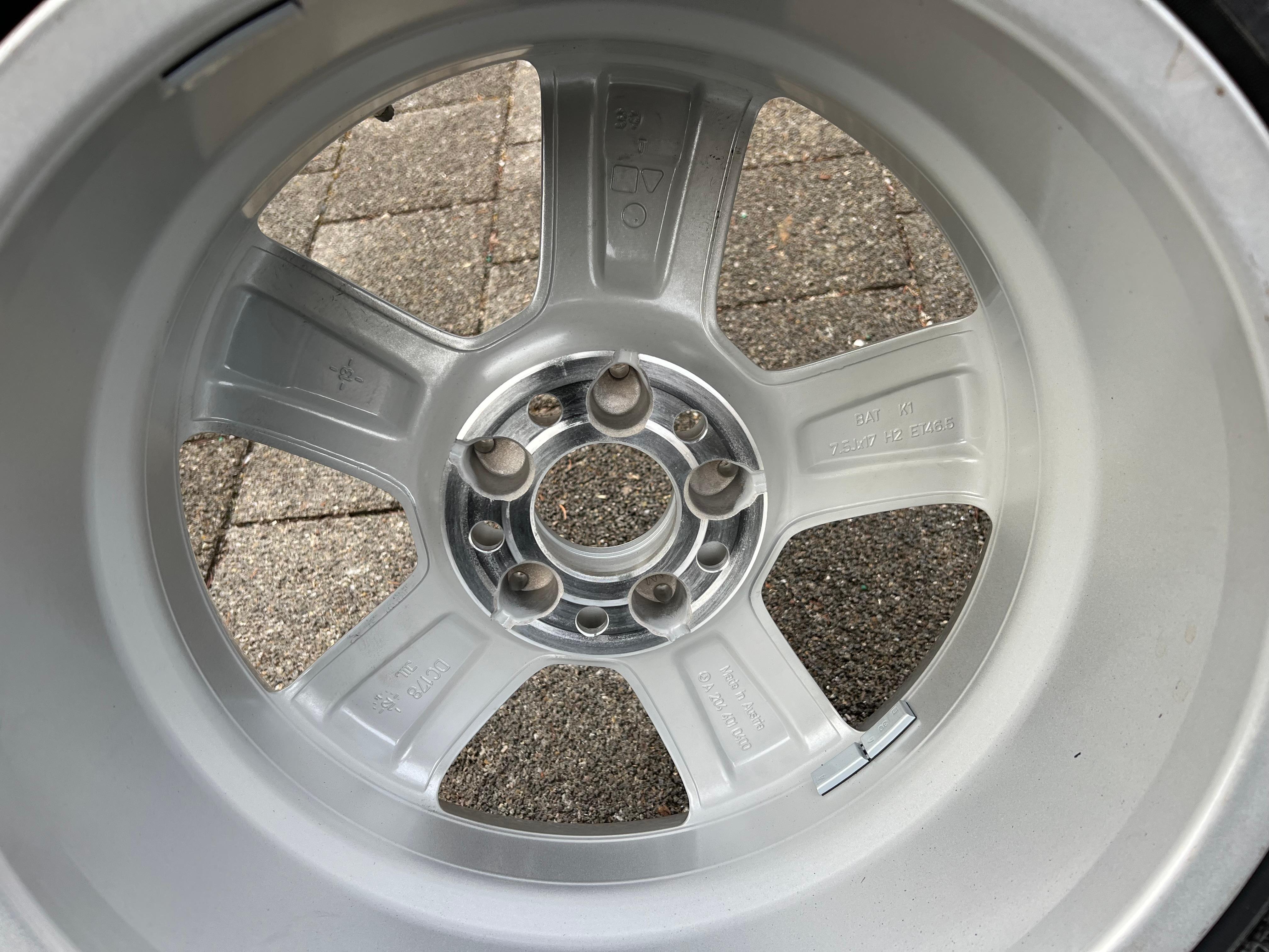 1 X CERCHIO ORIGINALE 17" IN ALLUMINIO MERCEDES C-CLASS W204 W204K A2044010400 7,5x17 ET46,5