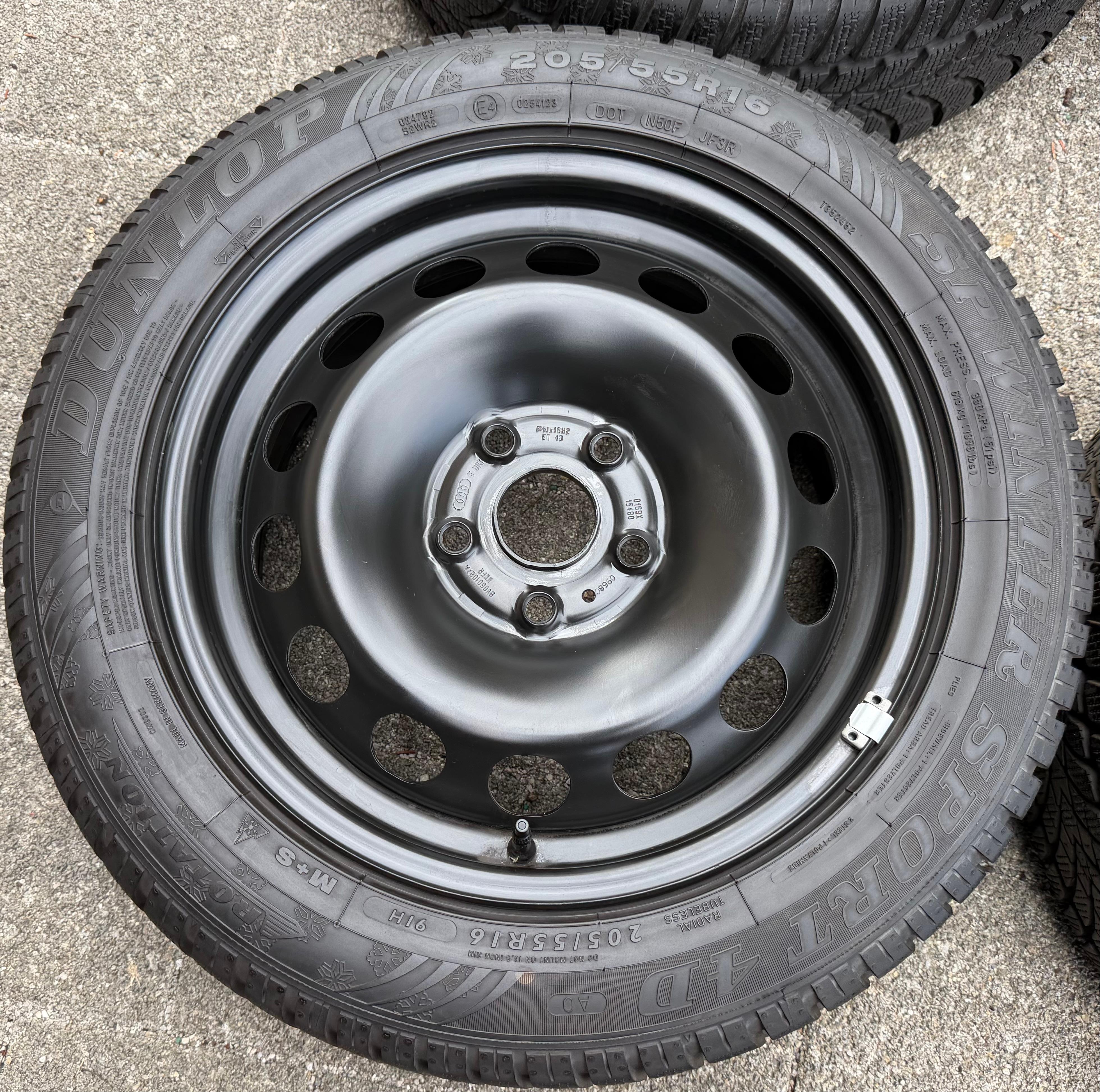 4 Winterräder Audi A3 8V Sportback Cabrio  205/55R16 91H Dunlop 8V0601027A