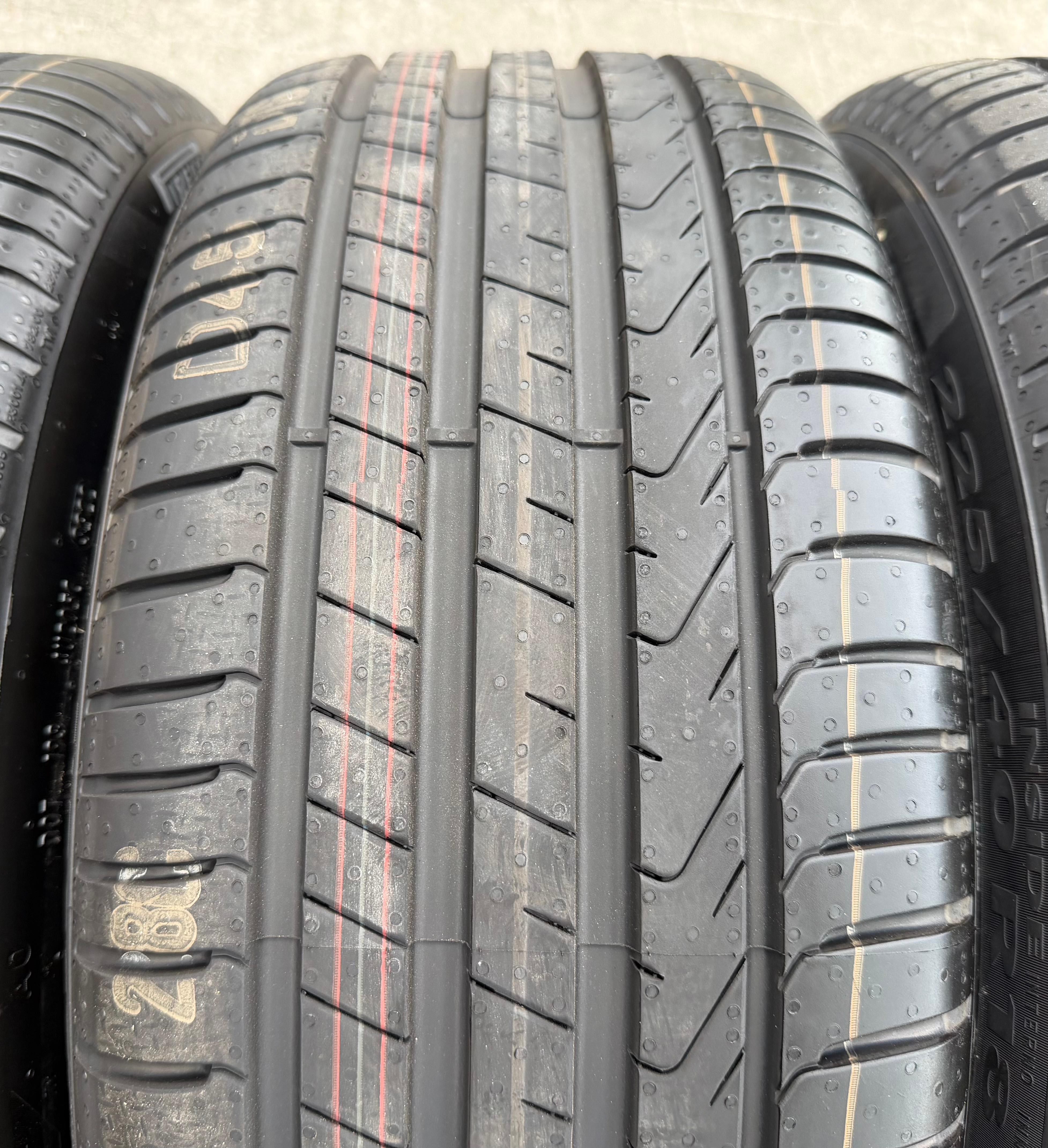 4 llantas de aluminio originales Sommer de 18" para Audi A3 S3 8Y 8Y0601025J 225/40R18 92V 2022, nuevas