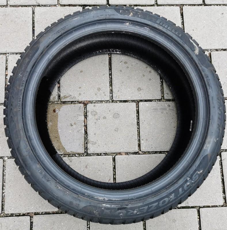 4 x 225/45R19 96V Winterreifen Pirelli Sottozero 3 Runflat 7,5mm 2020