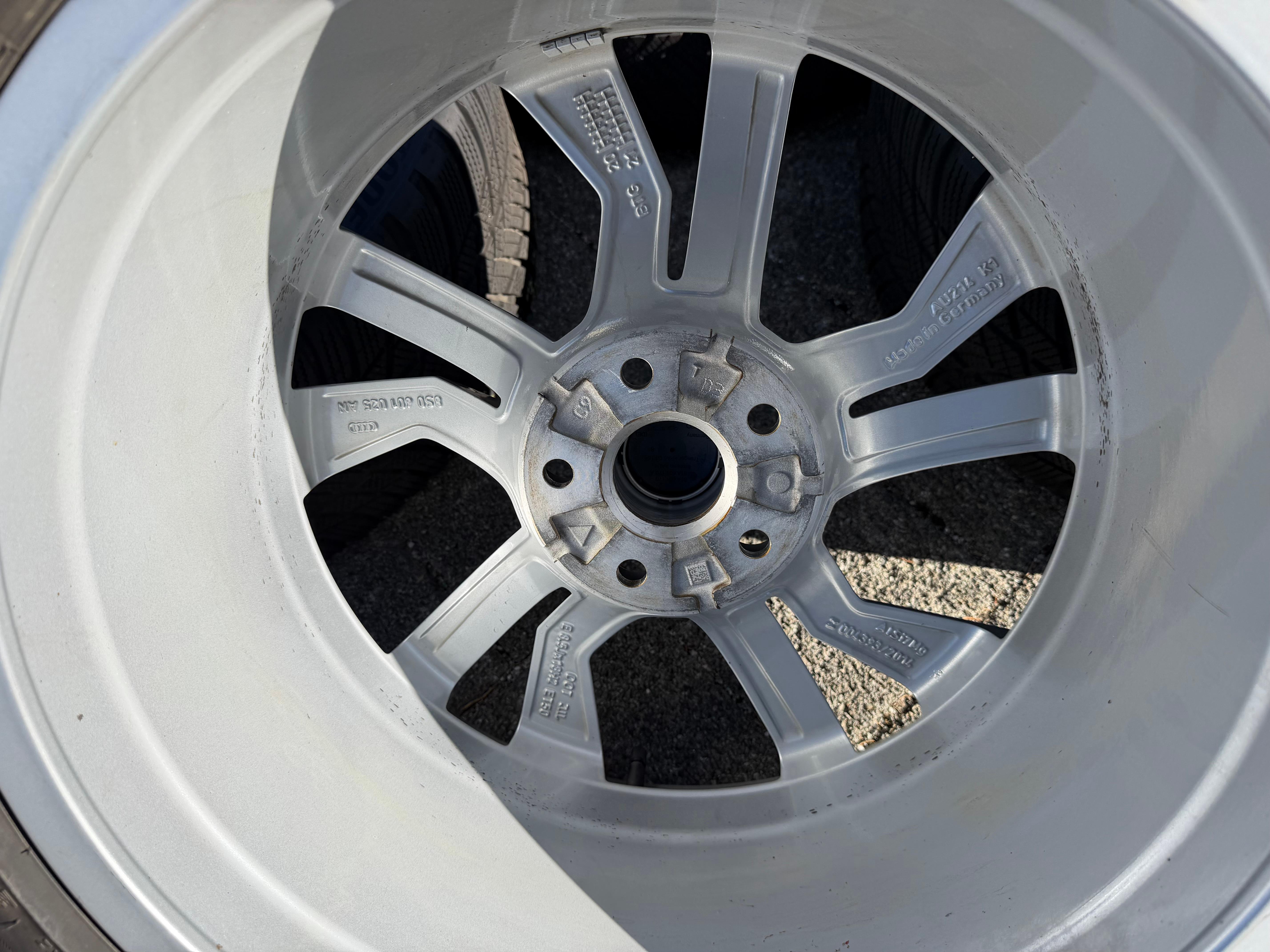 4 Original 18" Alu Winterräder Audi TT TTS 8S 8S0601025AN 245/40R18 93V 2021