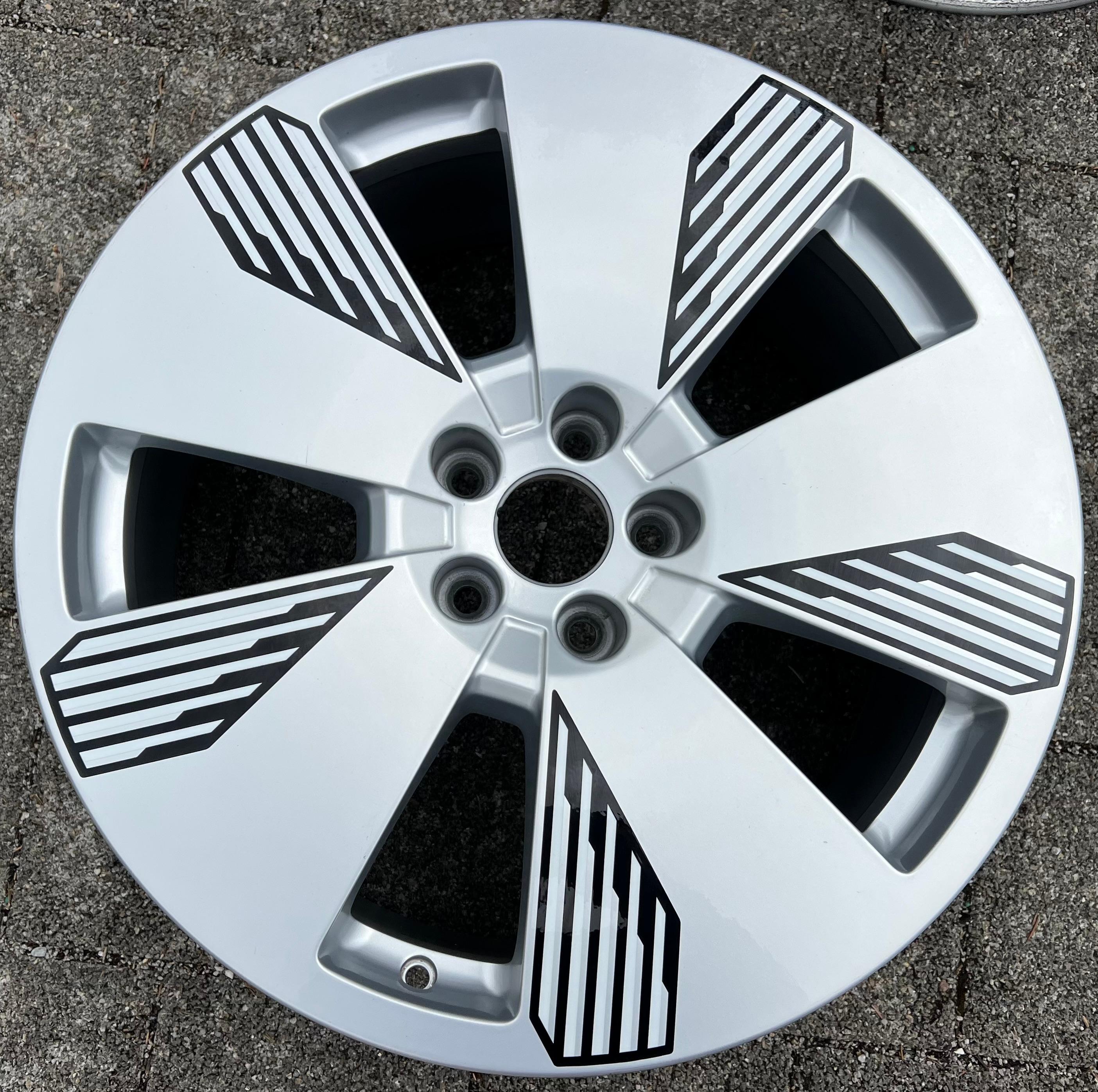 1 X ORIGINAL 19" ALUFELGE AUDI E-TRON GEN 8,5x19 ET36 4KE601025Q FREIHAUS