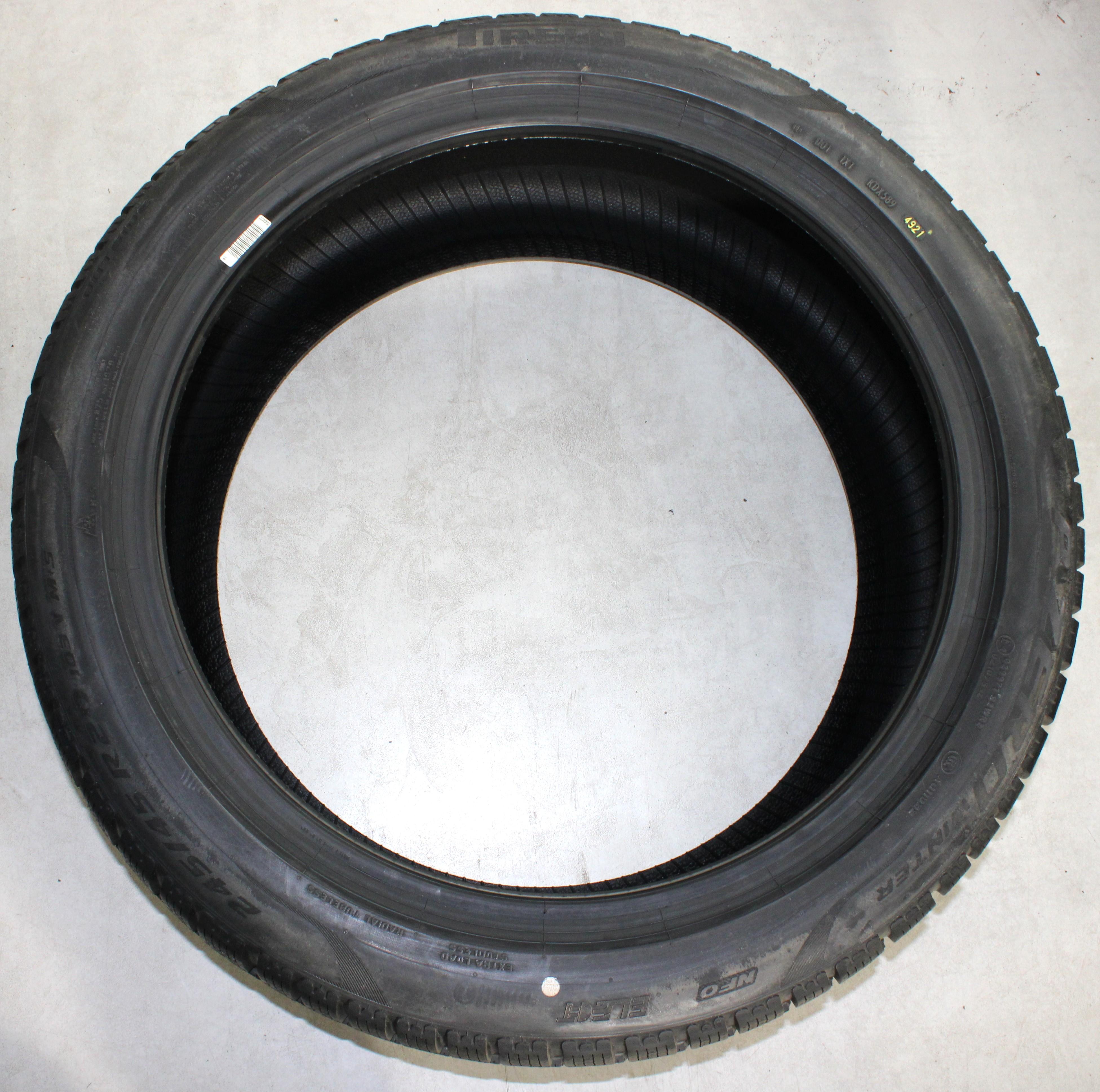 4 x 245/45R20 103V pneumatici invernali Pirelli Pzero Winter NF0 Elect battistrada completo 2021