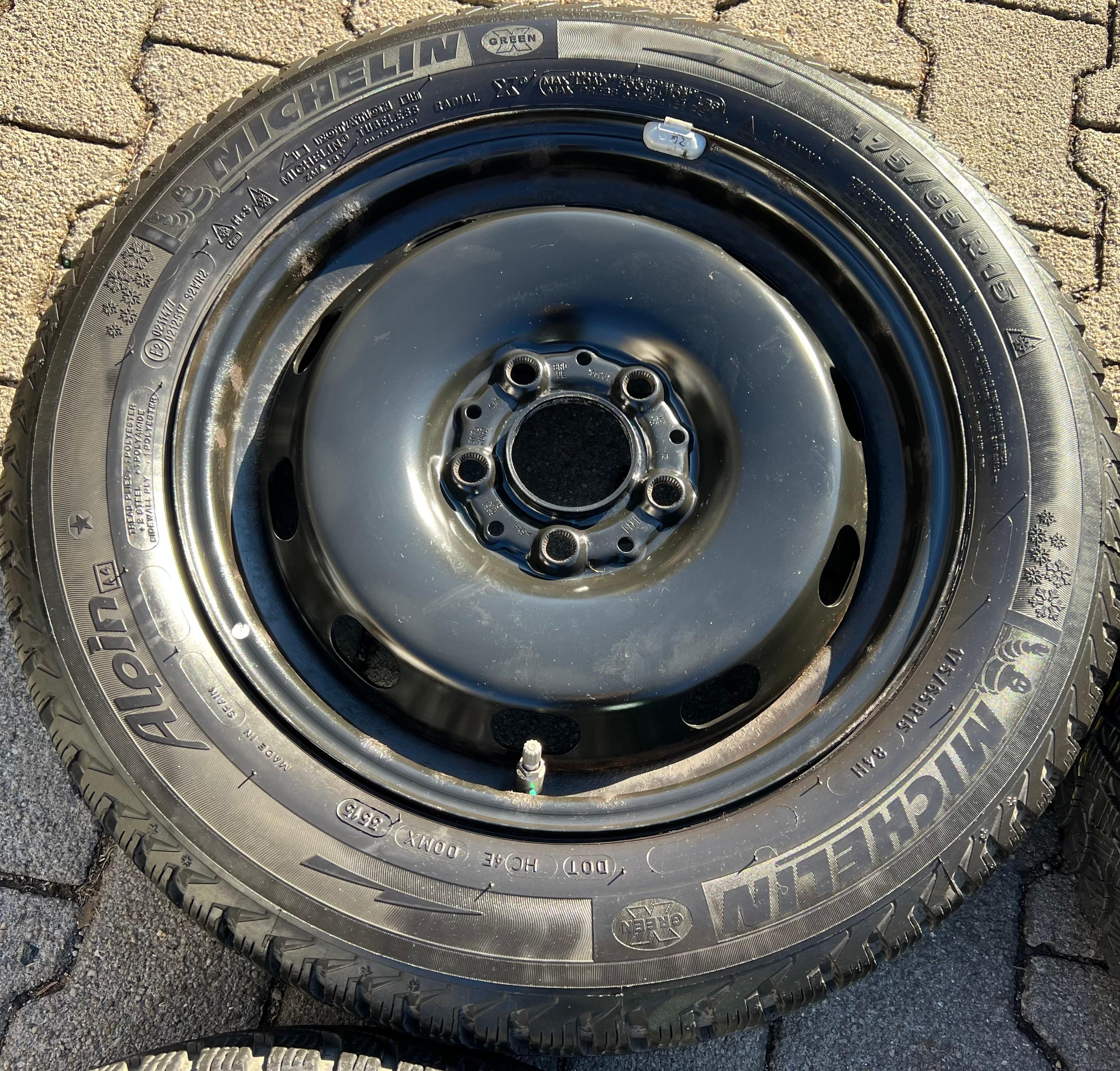 4 RUEDAS DE INVIERNO MINI F55 F56 F57 175/65R15 84H RDKS 6851510 MICHELIN RDKS ENTREGA GRATUITA