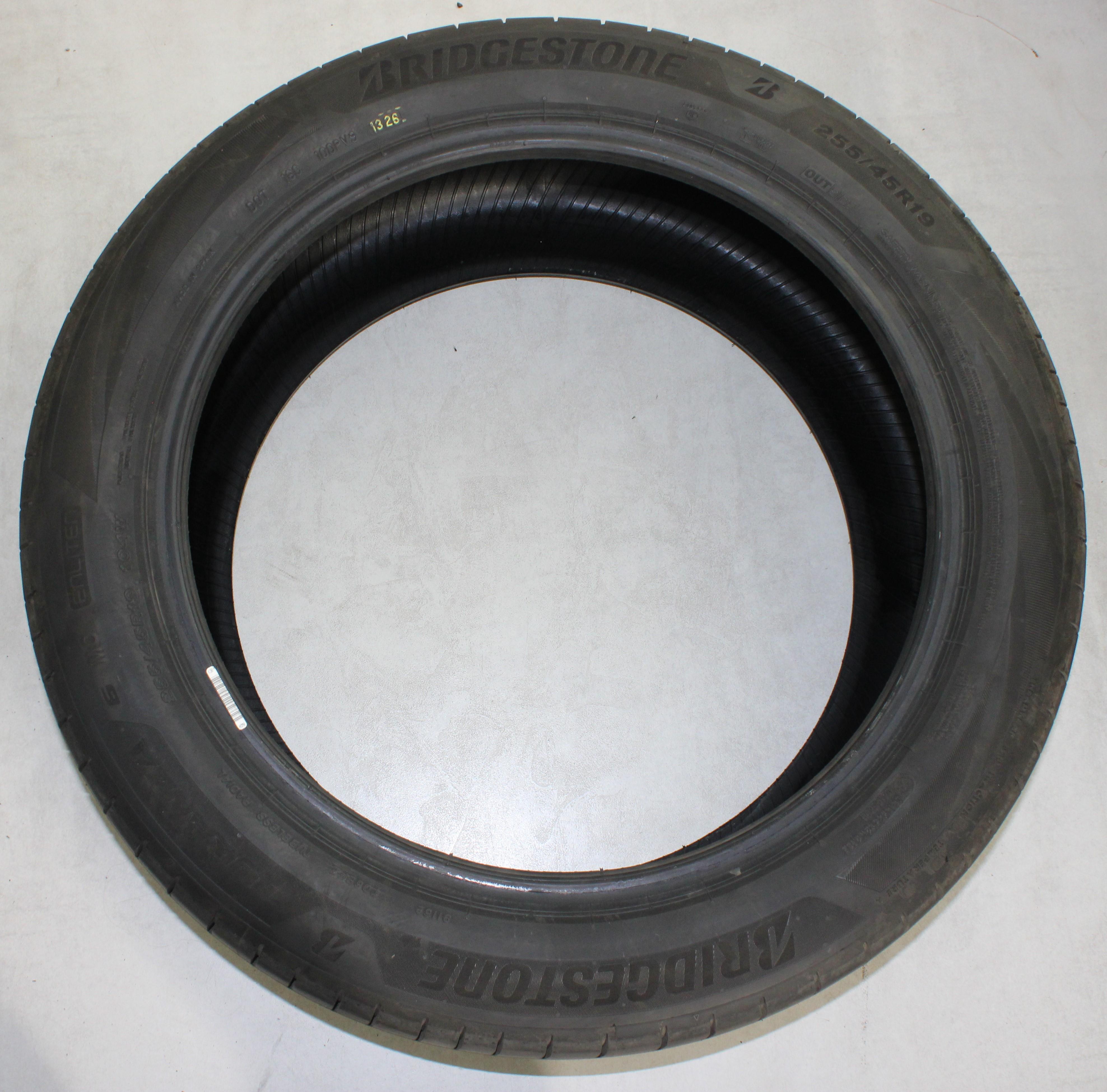 2 pneus d'été Bridgestone Turanza 6 MO Enliten 255/45R19 104W, profil complet, 2026