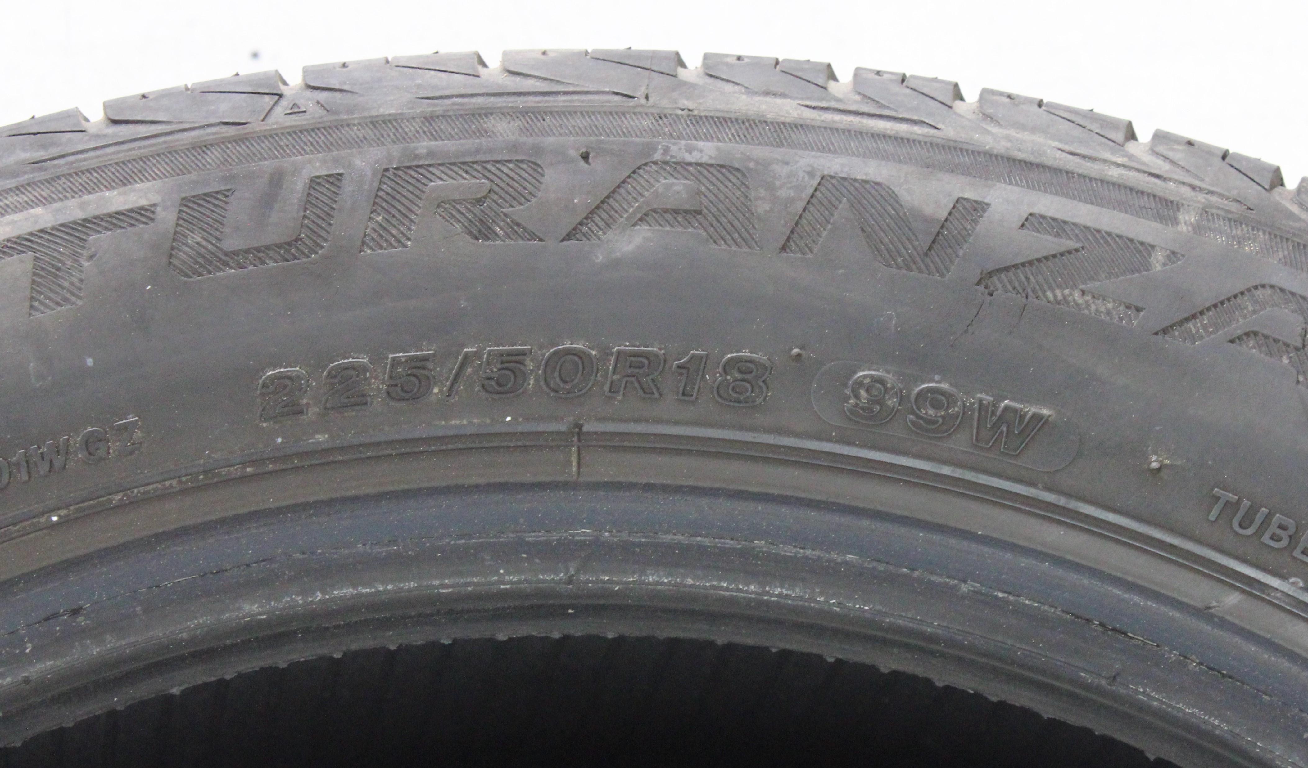 2 x 225/50R18 99W pneumatici estivi Bridgestone Turanza T001* 1x5-5,5mm/1x5,5-6mm 2019