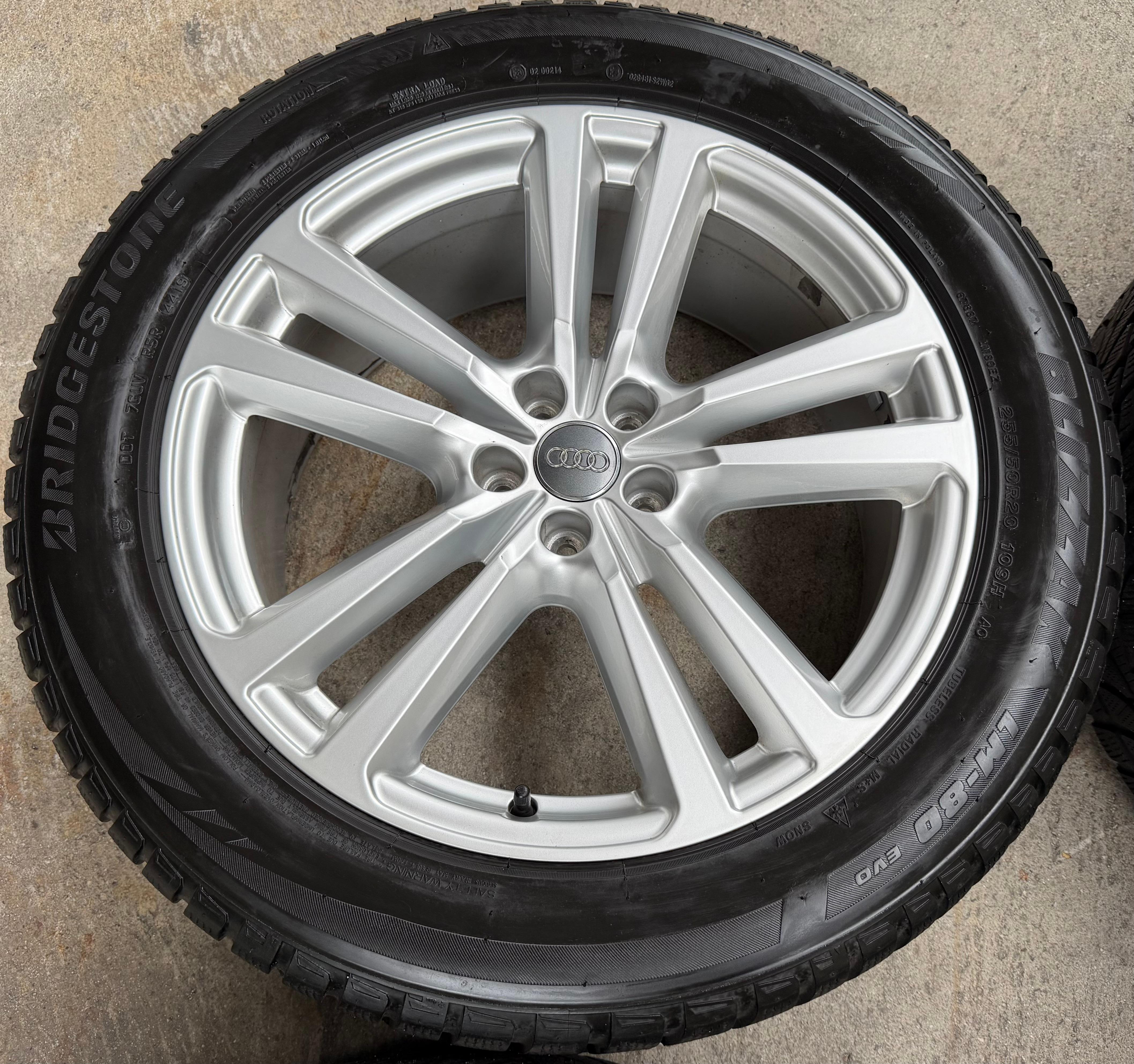 4 Original 20" Alu Winterräder Audi Q7 4M 255/50R20 109H 4M0601025G Winterreifen