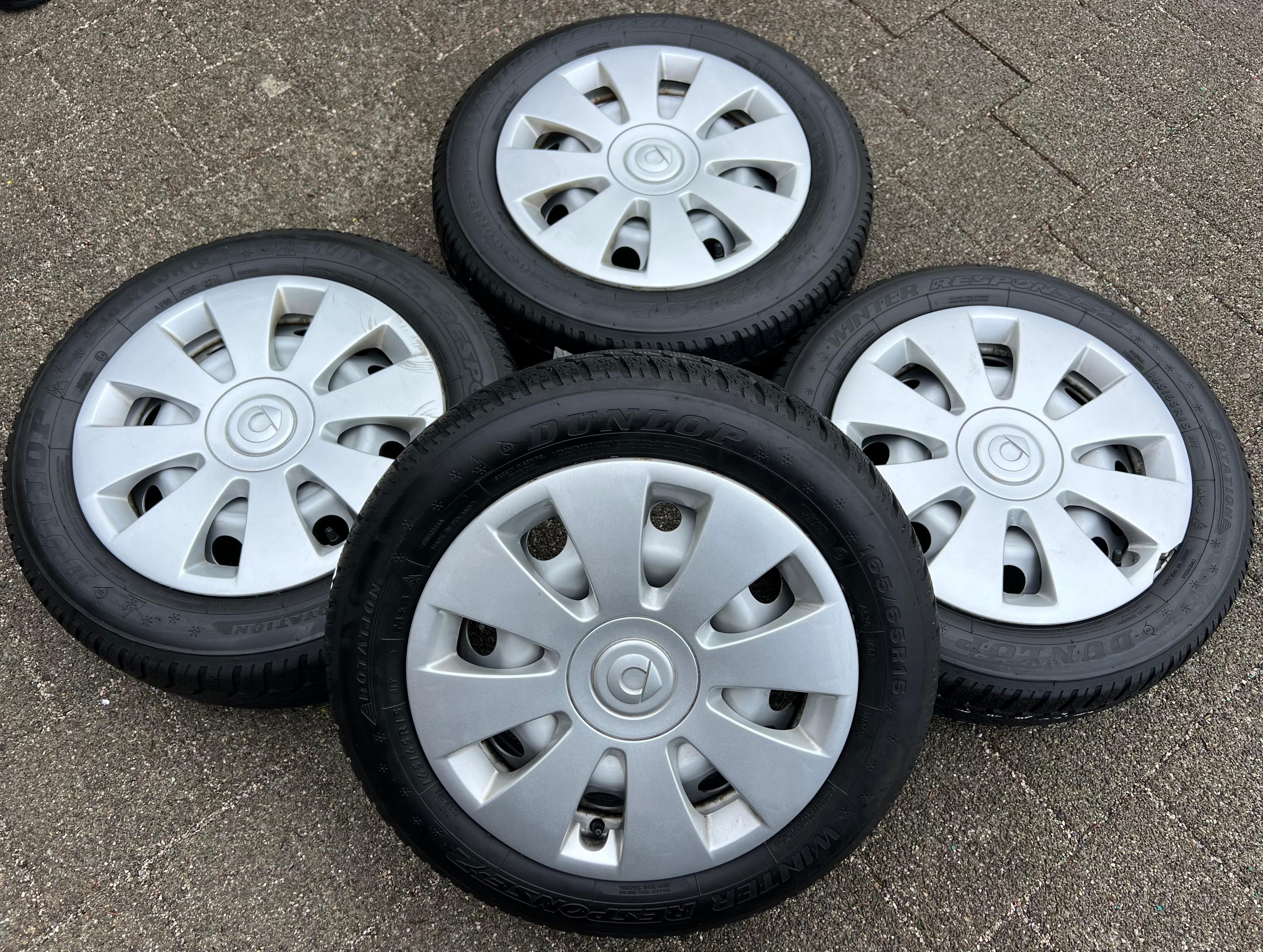 4 ORIGINAL WINTERRÄDER SMART 453 165/65R15 81T 185/60R15 84T DUNLOP RDKS