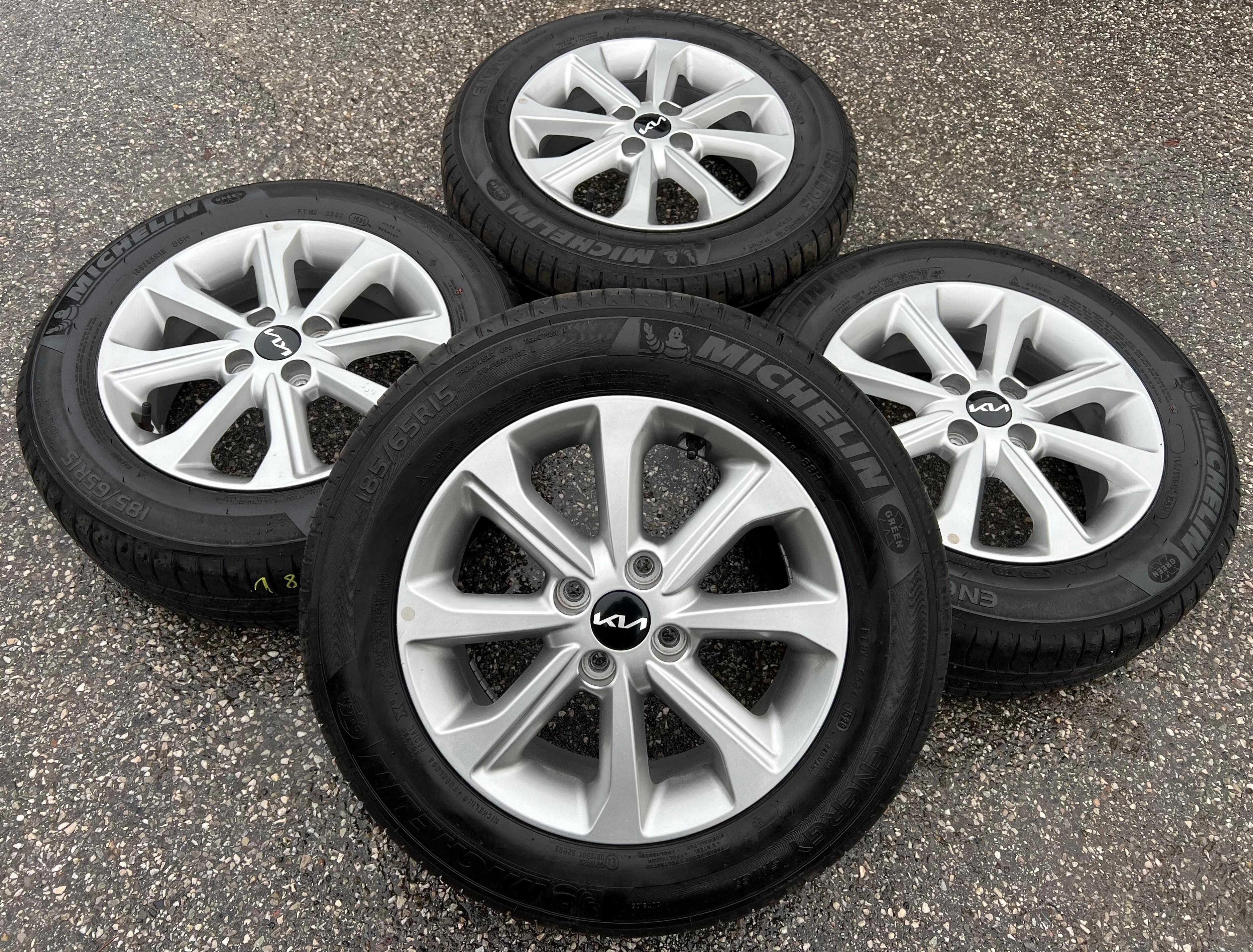4 ORIGINELE 15" ALU-ZOMERWIELEN KIA STONIC YB 52910-H8400 185/65R15 88H GRATIS VERZENDING
