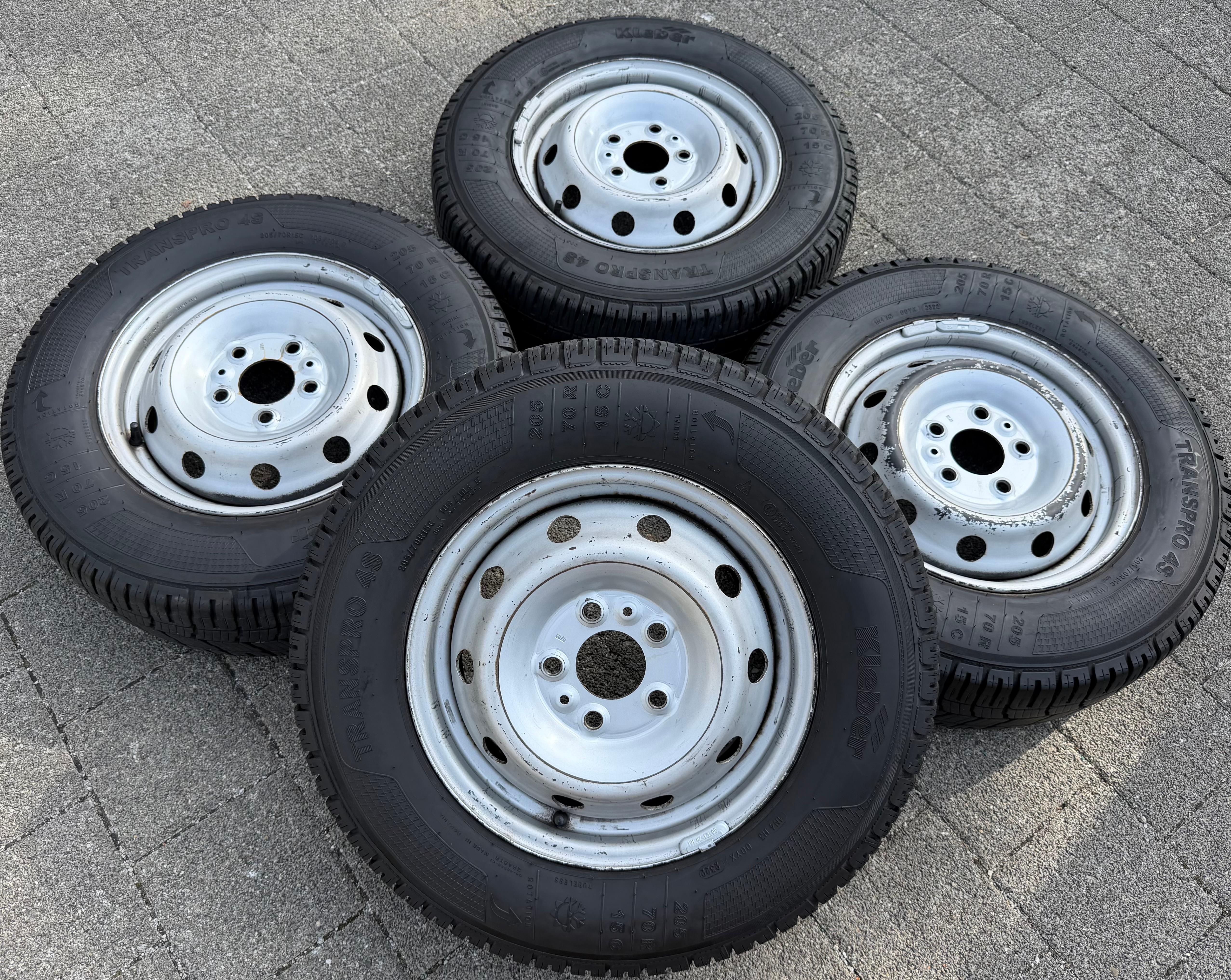 4 Ganzjahresräder Fiat Ducato Citroen Jumper Peugeot Boxer 205/70R15C 106/104R 2022 Allwetterreifen