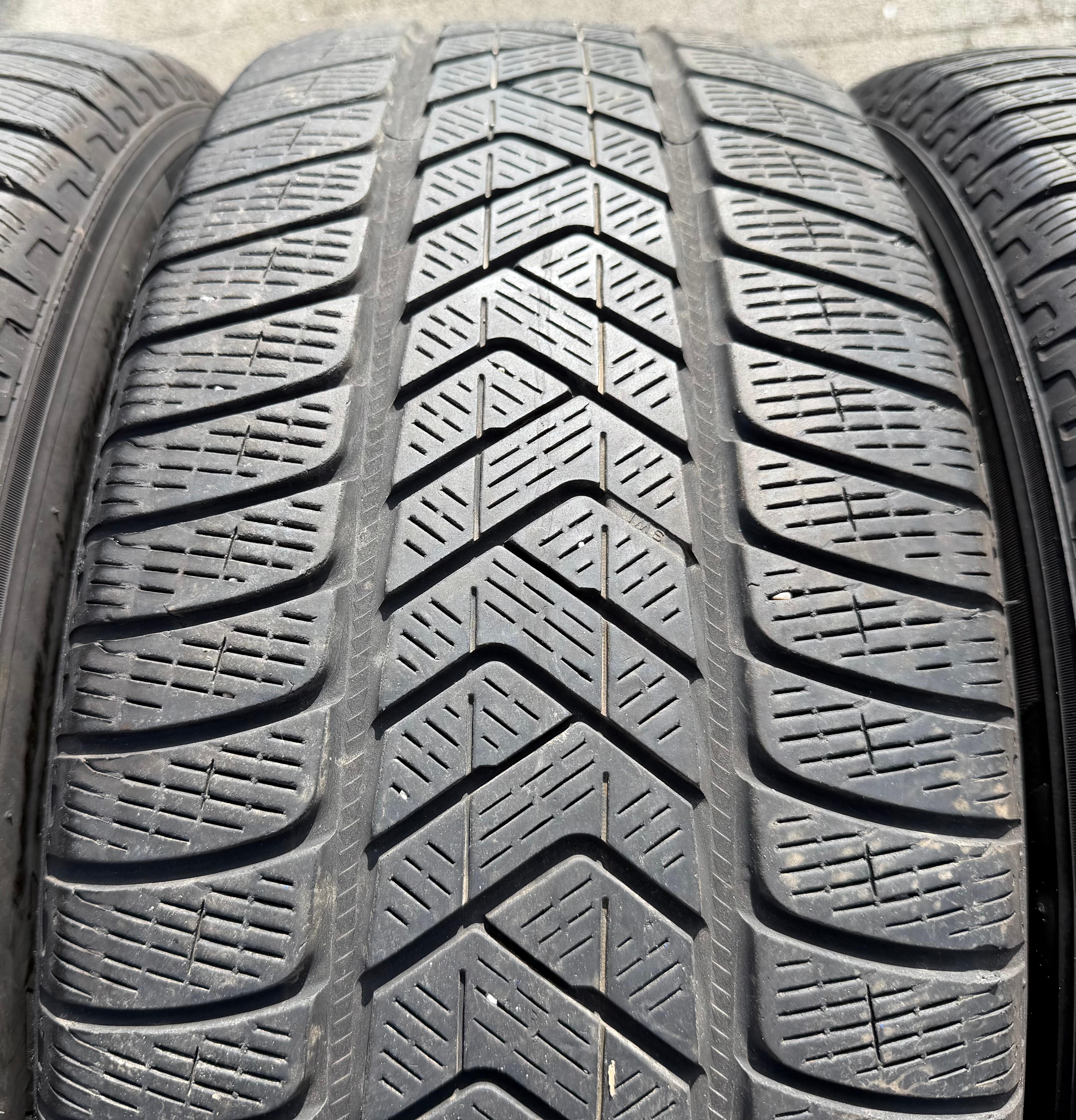 4 Original 18" Alu Winterräder Audi Q7 4M 255/60R18 108H 4M0601025A PIRELLI