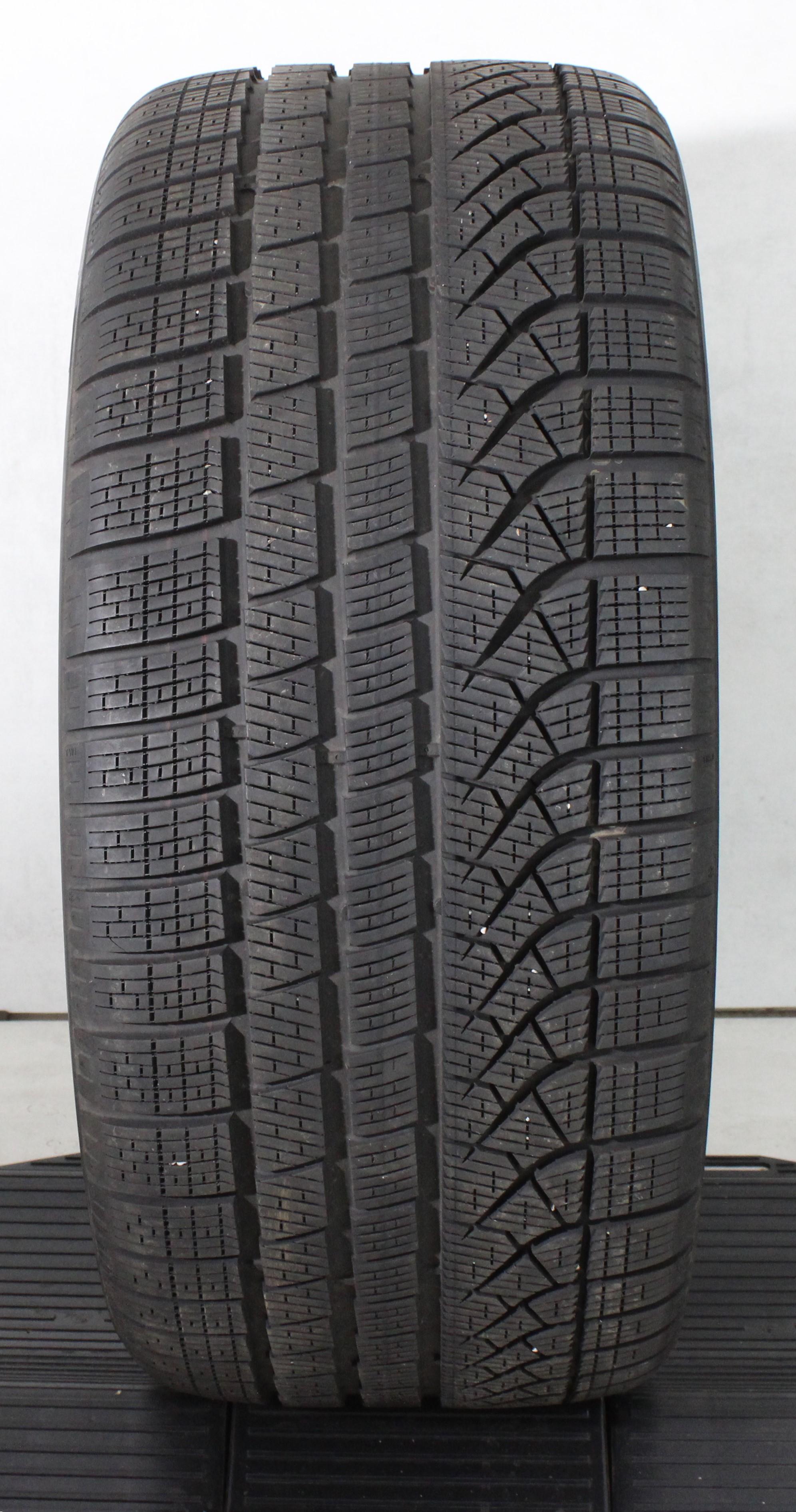 1 x 275/40R19 105H Winterreifen Pirelli Pzero Winter MO* 6-7mm 2024