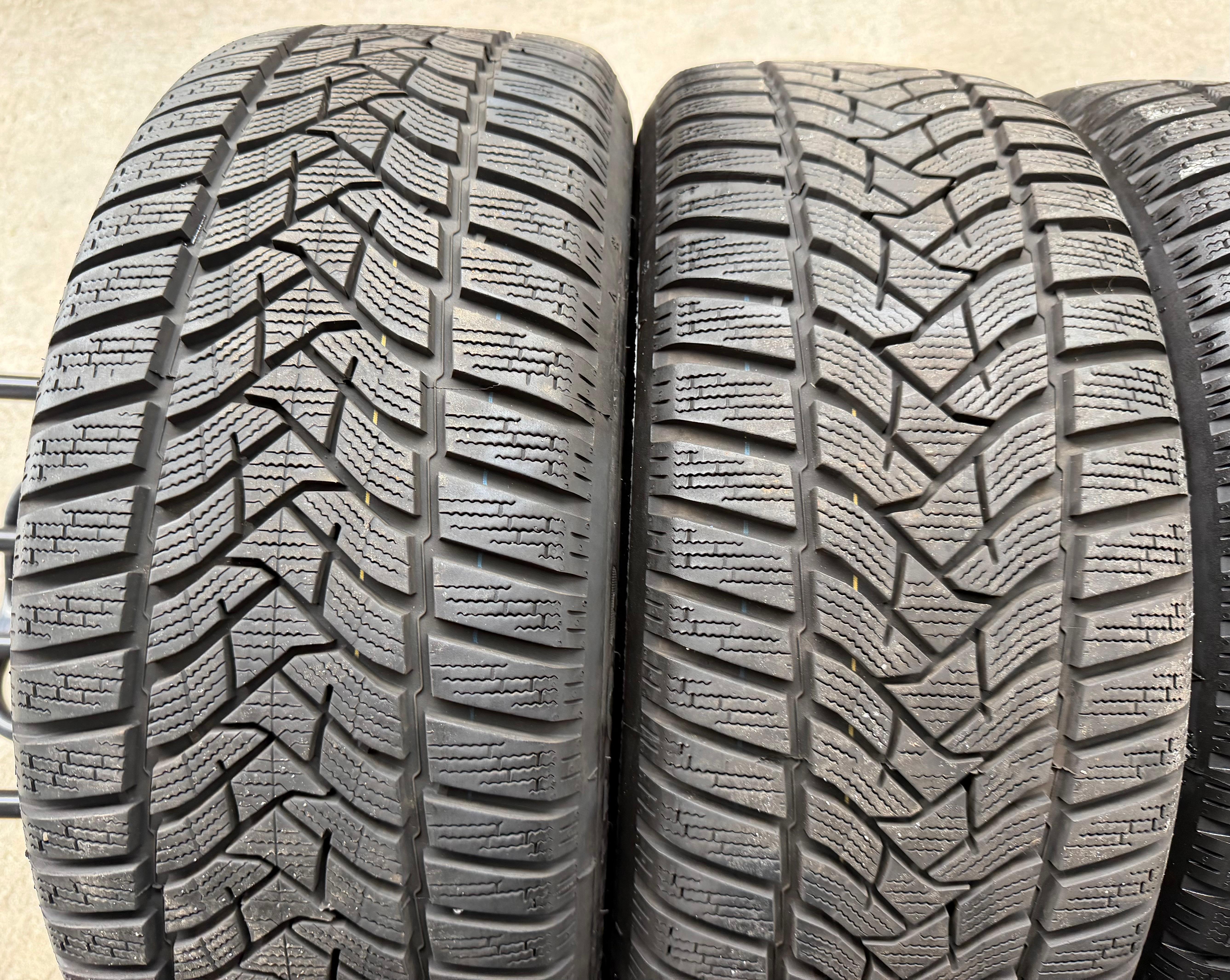 4 Original 17" Alu Winterräder Audi A4 B9 8W 8W0601025P 225/50R17 98H Dunlop