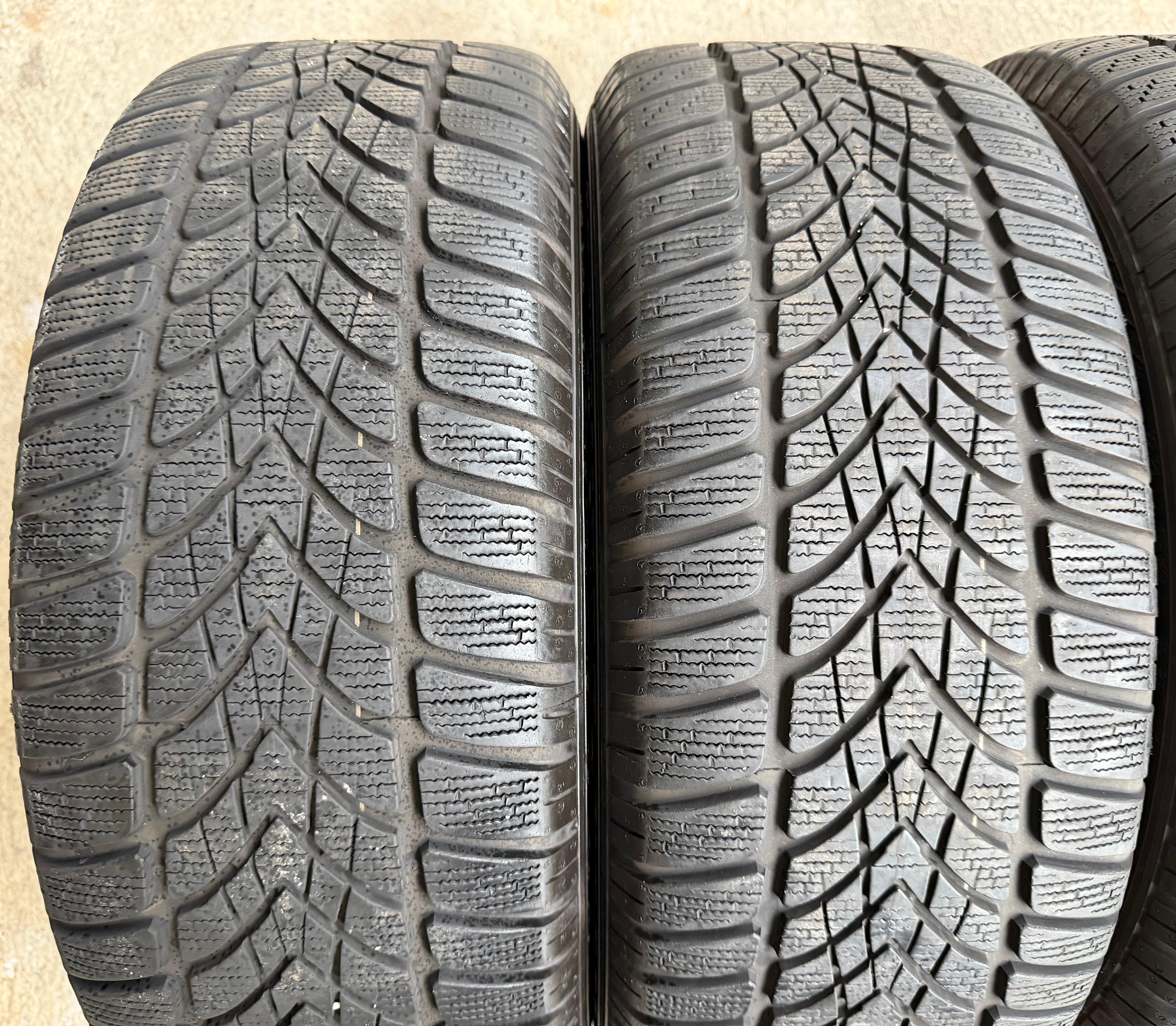 4 Original 17" Alu Winterräder Audi A4 B9 8W 8W0601025P 225/50R17 98H Dunlop