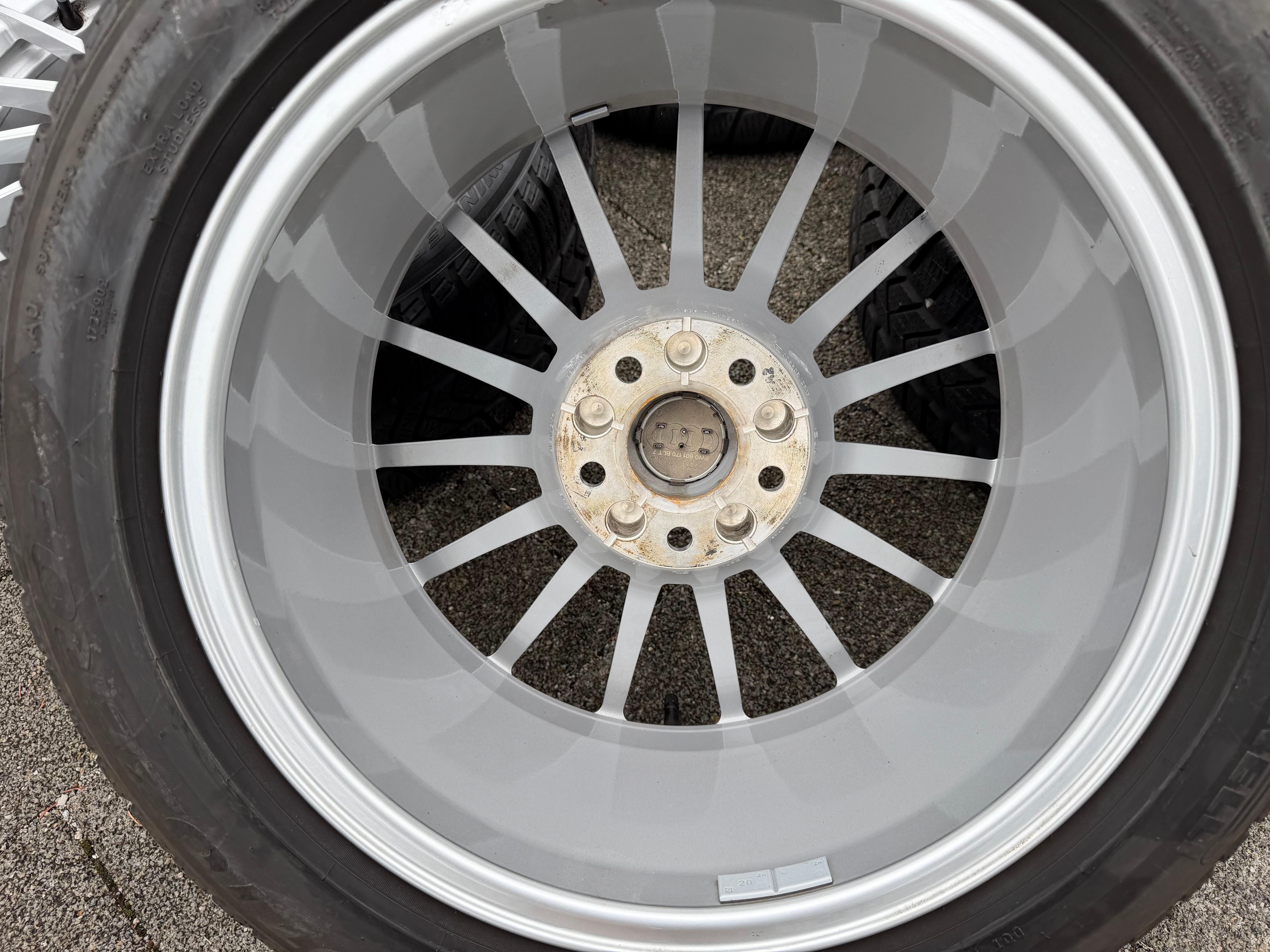 4 roues hiver complètes en aluminium d’origine 17" Audi A5 F5 8W 225/50R17 98H 8W0601025AE Pirelli