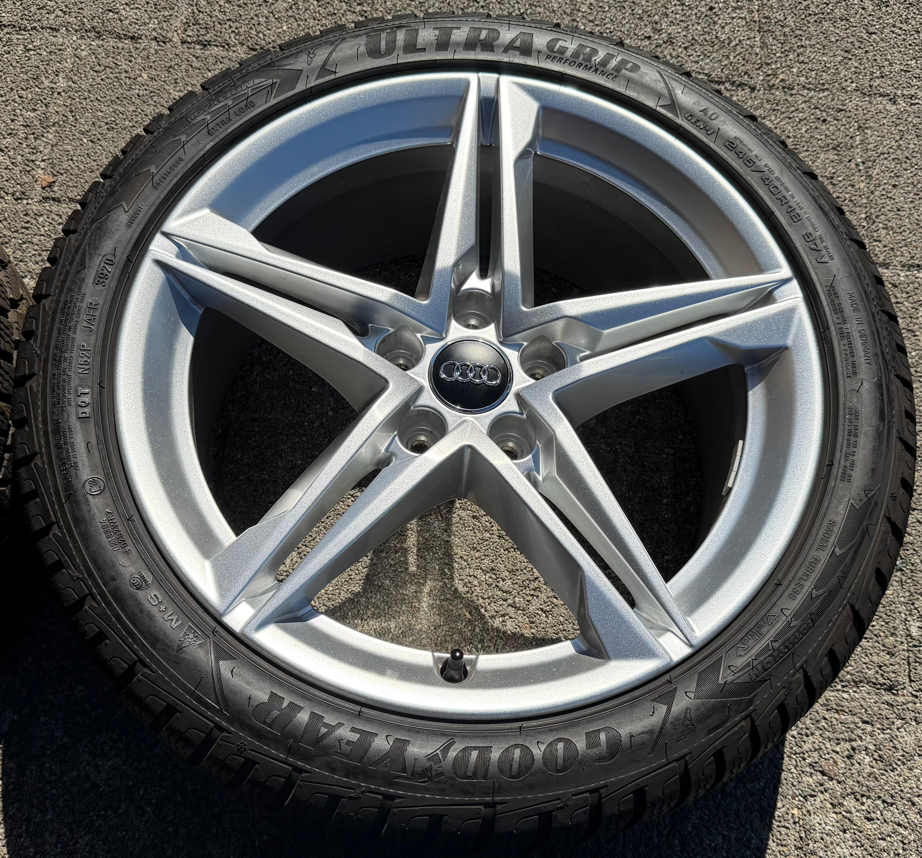 4 ORIGINAL 18" ALU WINTERRÄDER AUDI A4 S4 8W B9 8W0601025EC 245/40R18 97V 2020