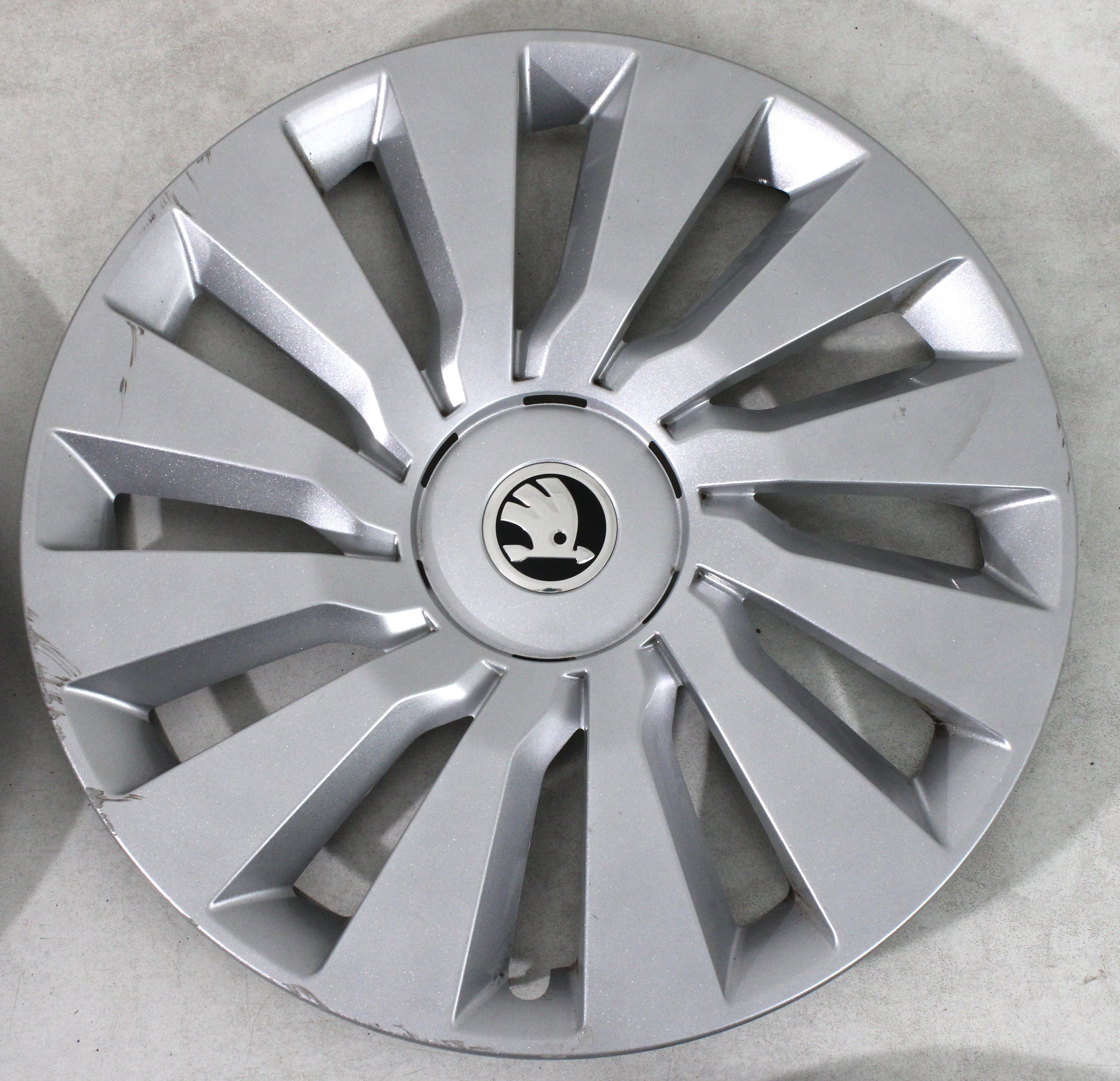 4 X ORIGINAL 16" RADKAPPEN OCTAVIA KODIAQ YETI SUPERB 5E0601147G FREIHAUS