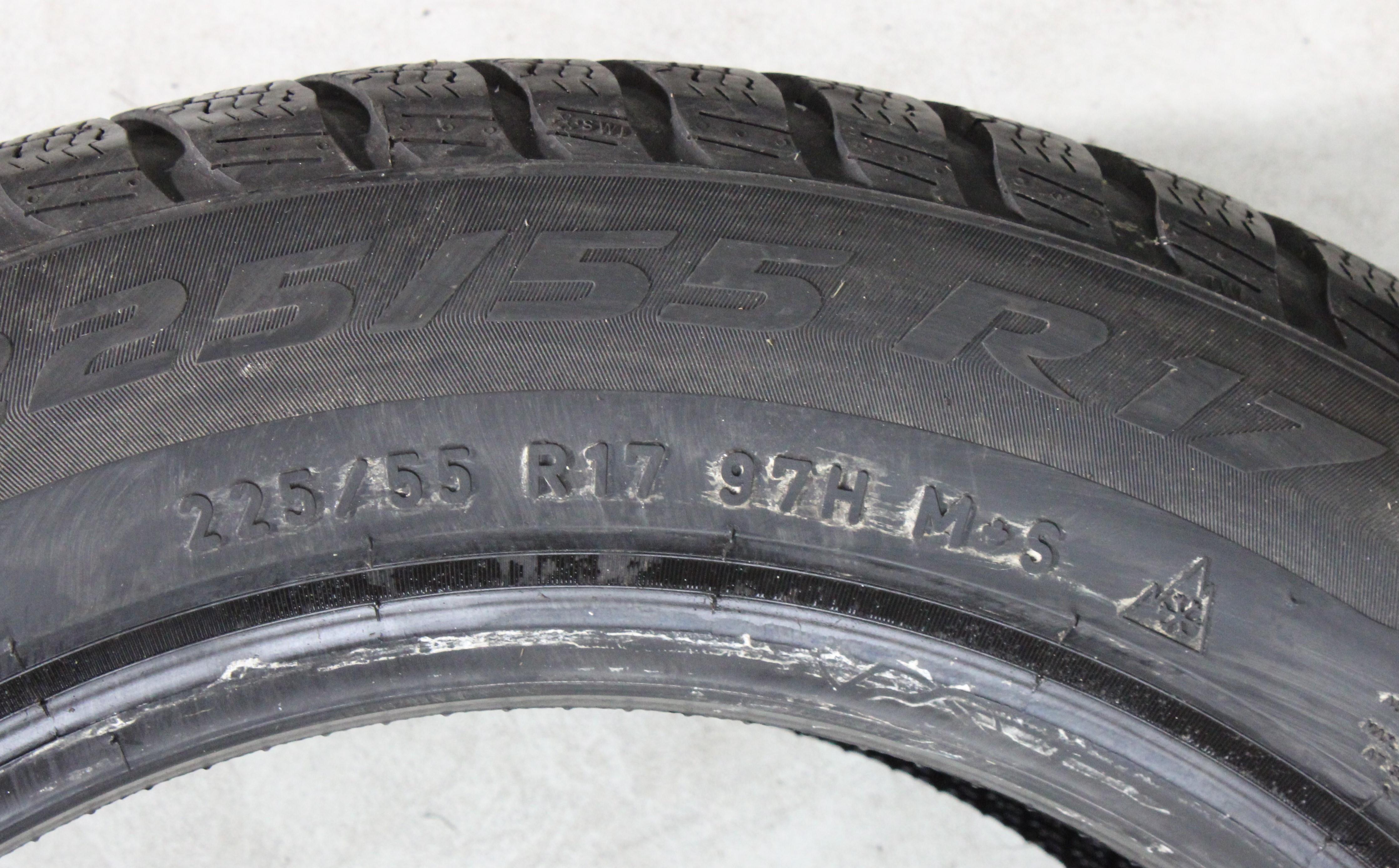 2 x 225/55R17 97H Winterreifen Pirelli Sottozero 3 * Runflat 5,5-6mm 2019