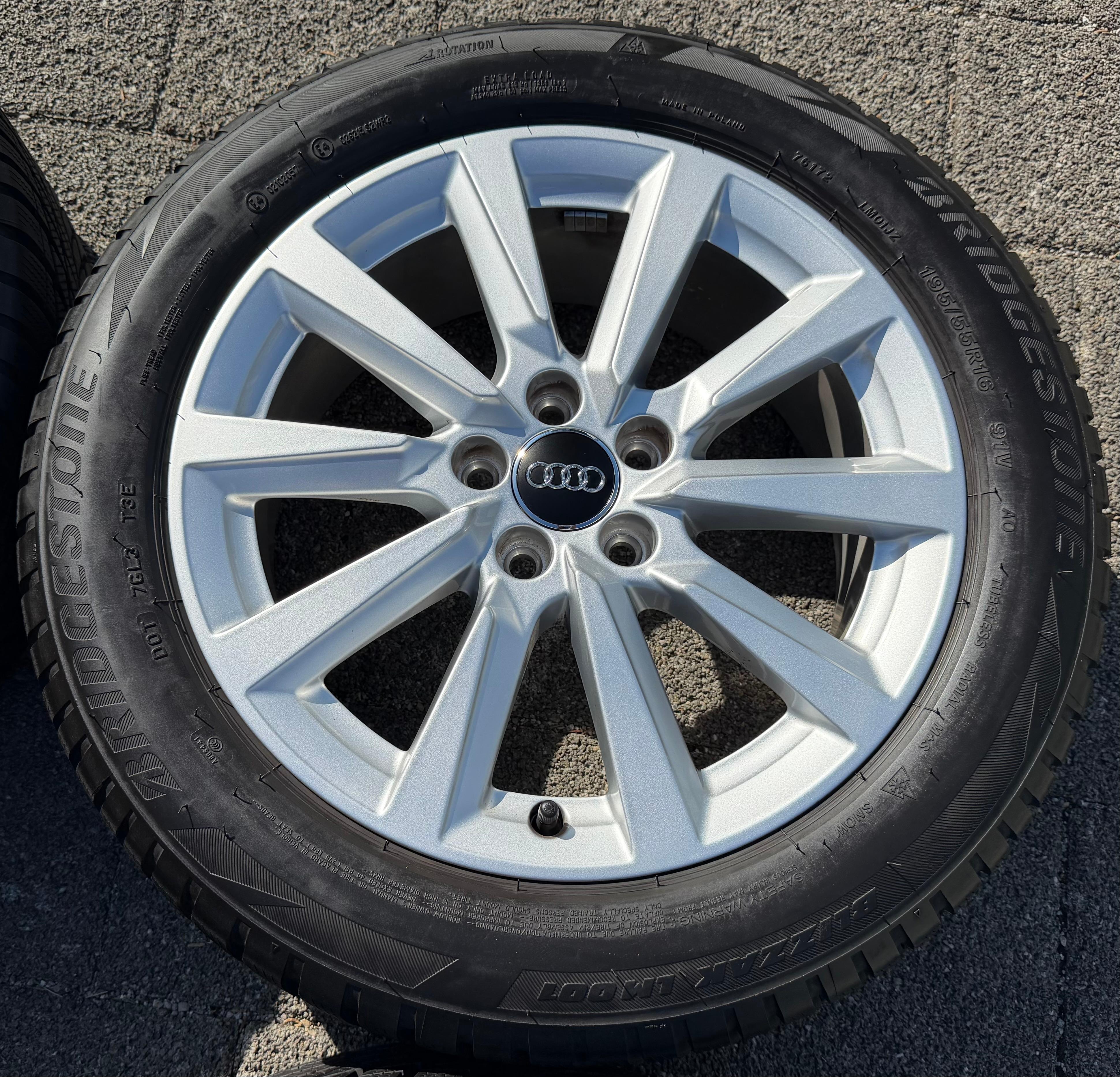 4 Original Alu Winterräder Audi A1 GB 82A601025C 195/55R16 91V Bridgestone