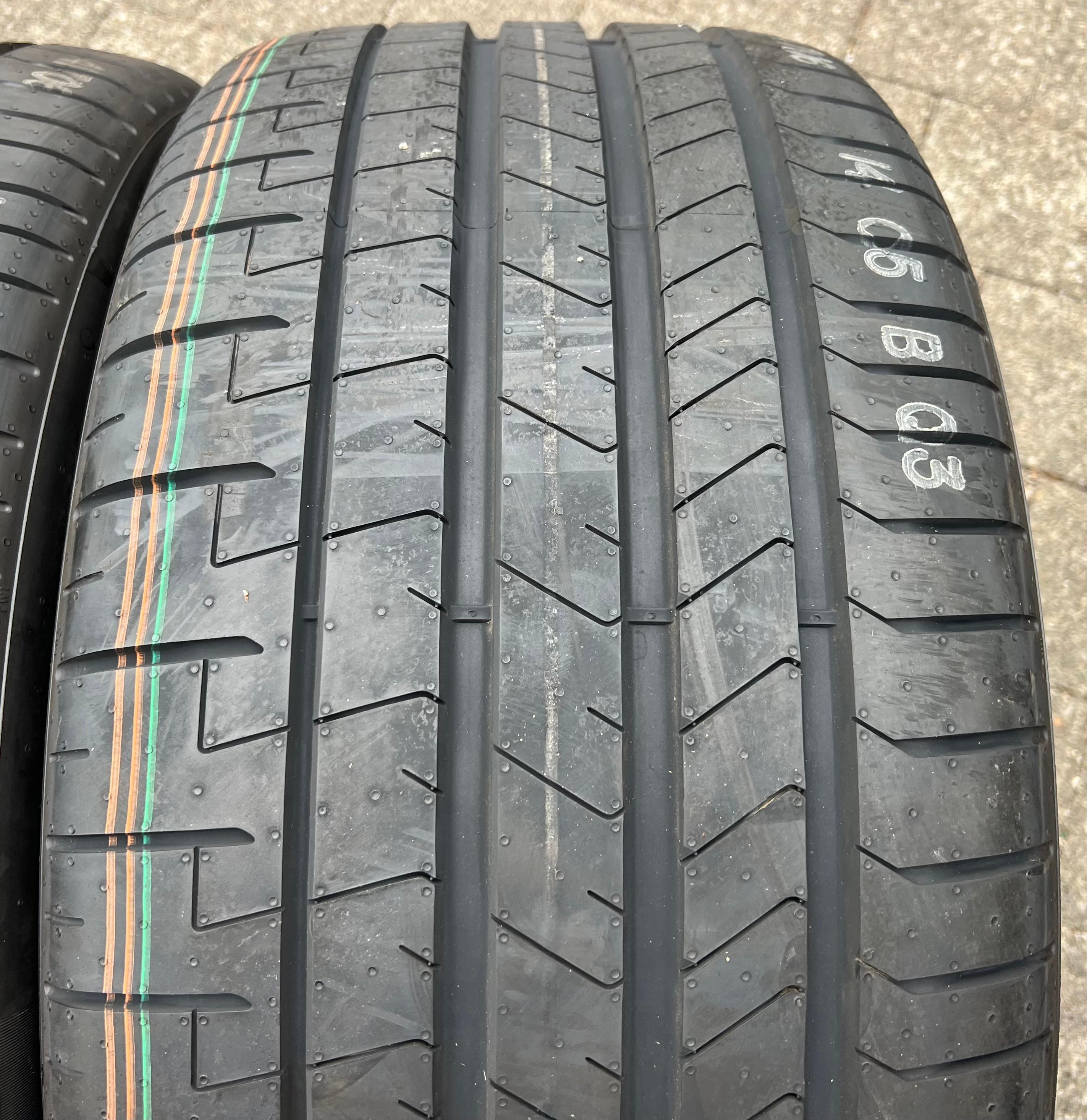2 x 315/35R22 111Y zomerbanden Pirelli Pzero PZ4 Runflat 2022 * NIEUW