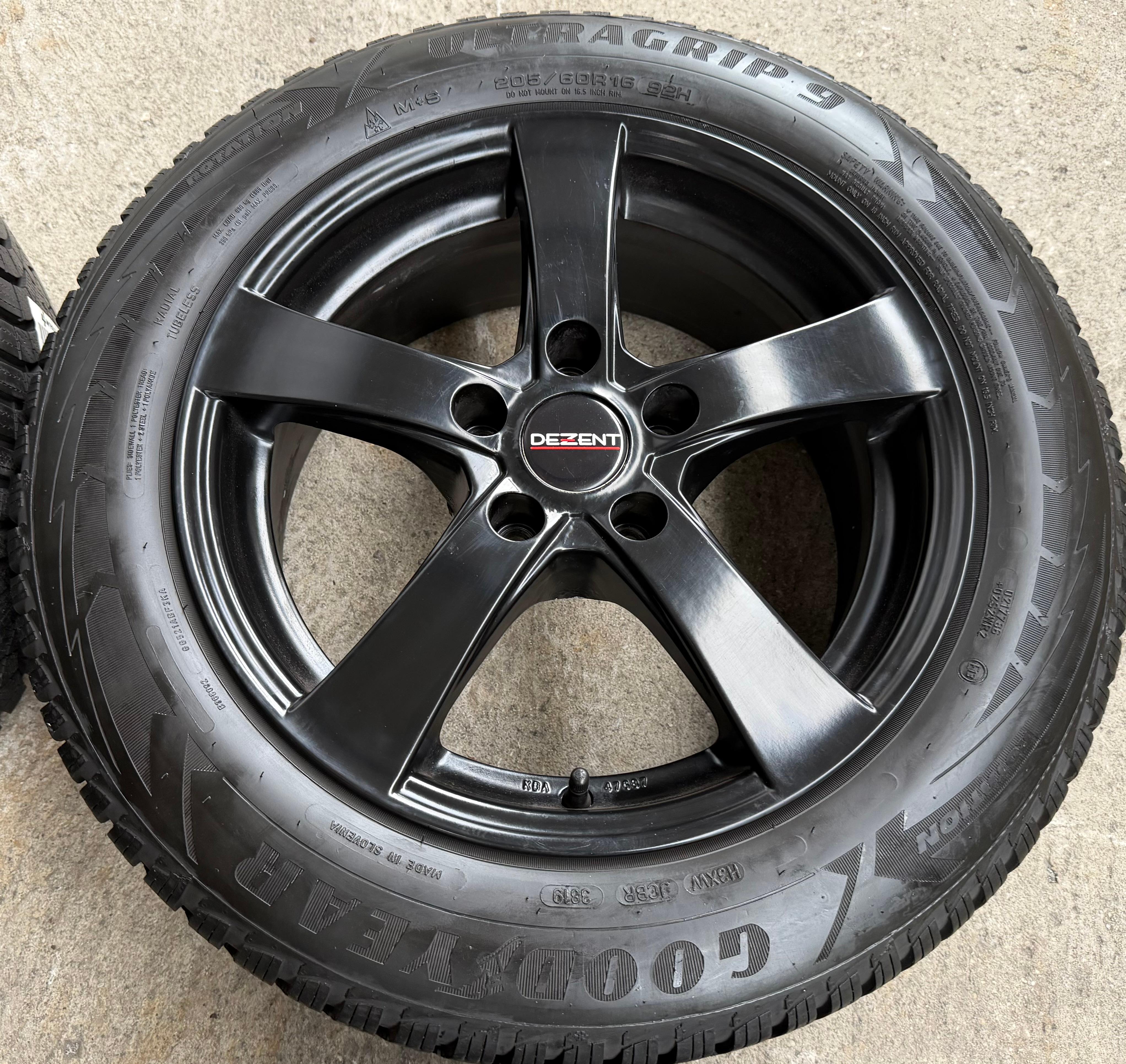 4 Alu Winterräder Audi A4 8K B8 B81 205/60R16 92H Goodyear