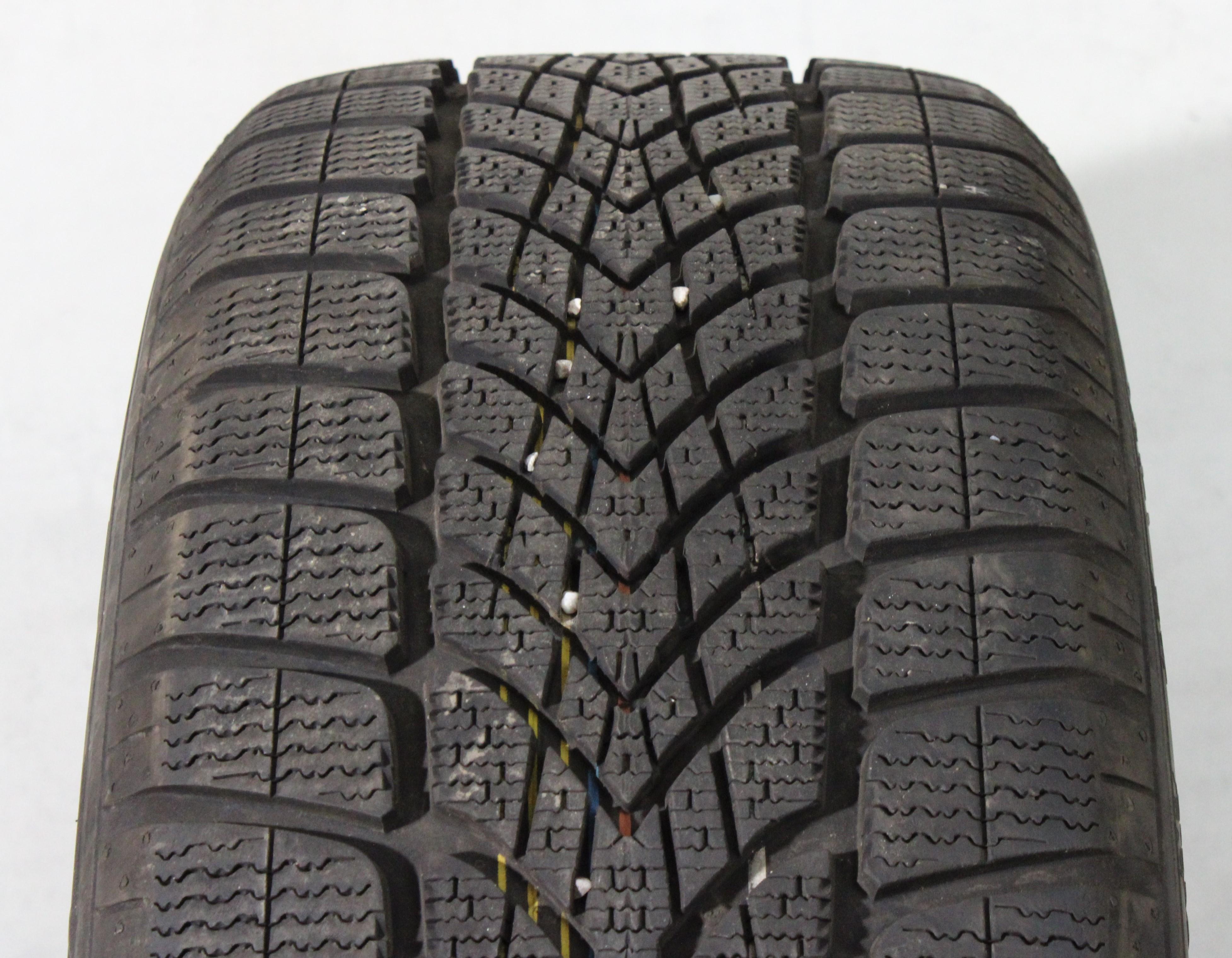 1 x 235/55R19 101V Neumático de invierno Dunlop SP Winter Sport 4D N0 7,5 mm 2022
