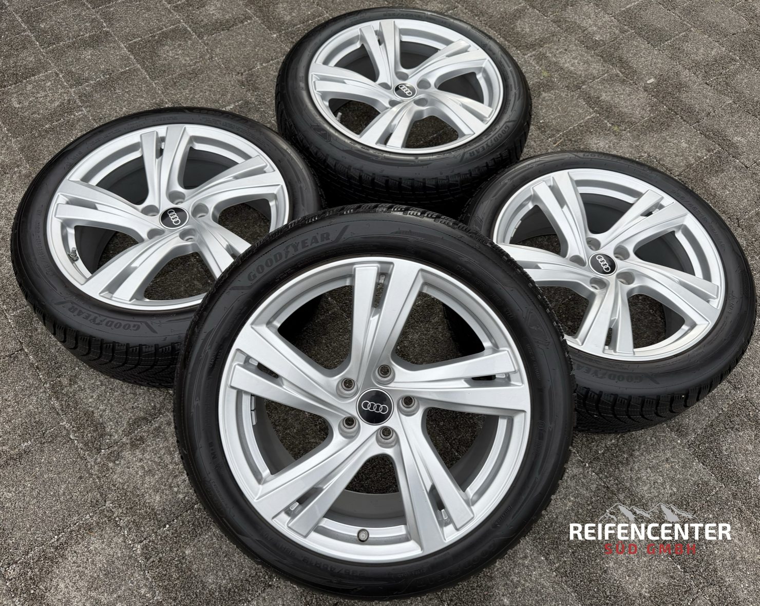4 RUEDAS DE ALEACIÓN ORIGINALES DE INVIERNO DE 18" AUDI A5 S5 FU2 B10 8B3601025C 235/45R18 98H 2024