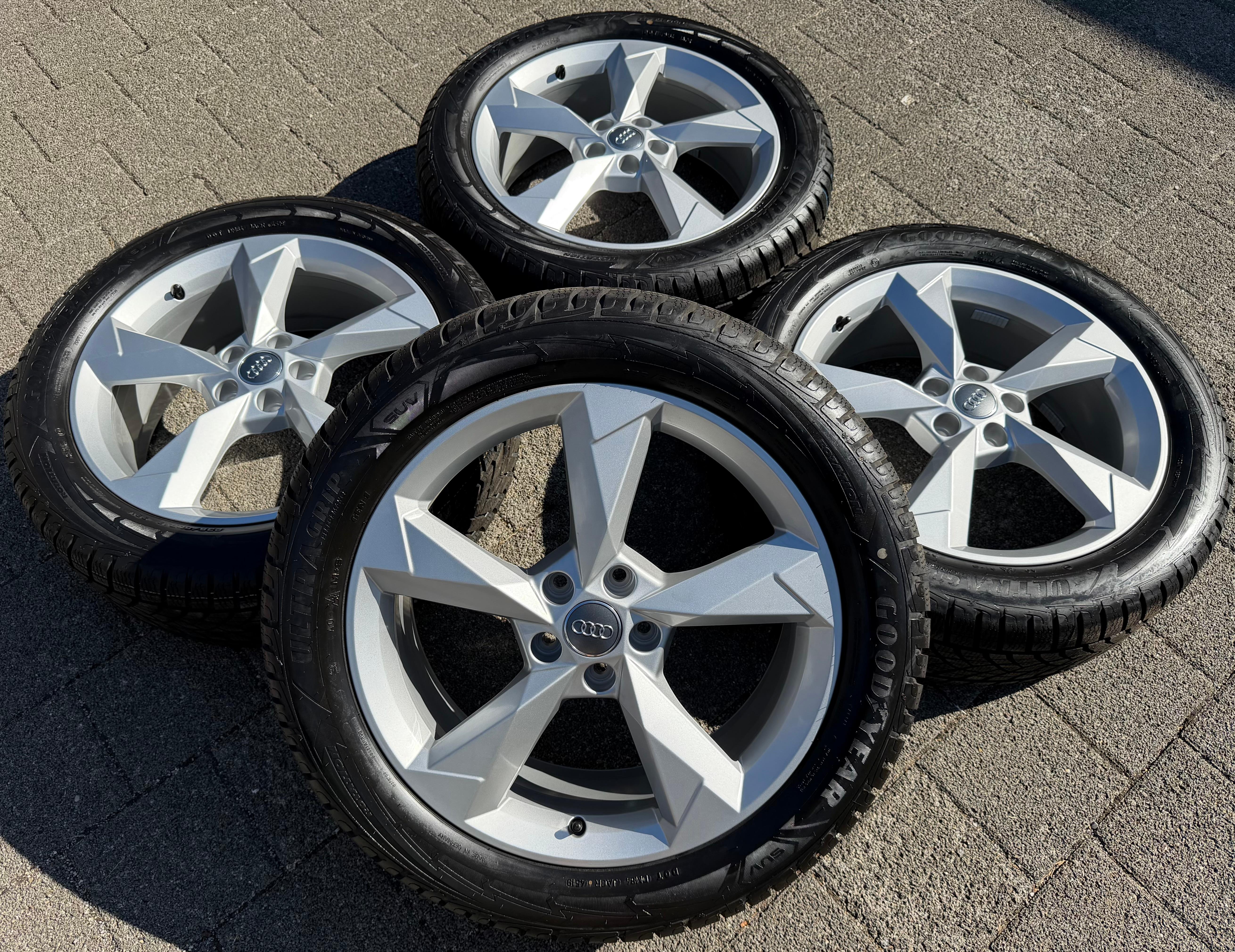 4 ORIGINAL 19" ALU WINTERRÄDER AUDI Q3 F3B 83A 83A601025N 235/50R19 99V FREIHAUS