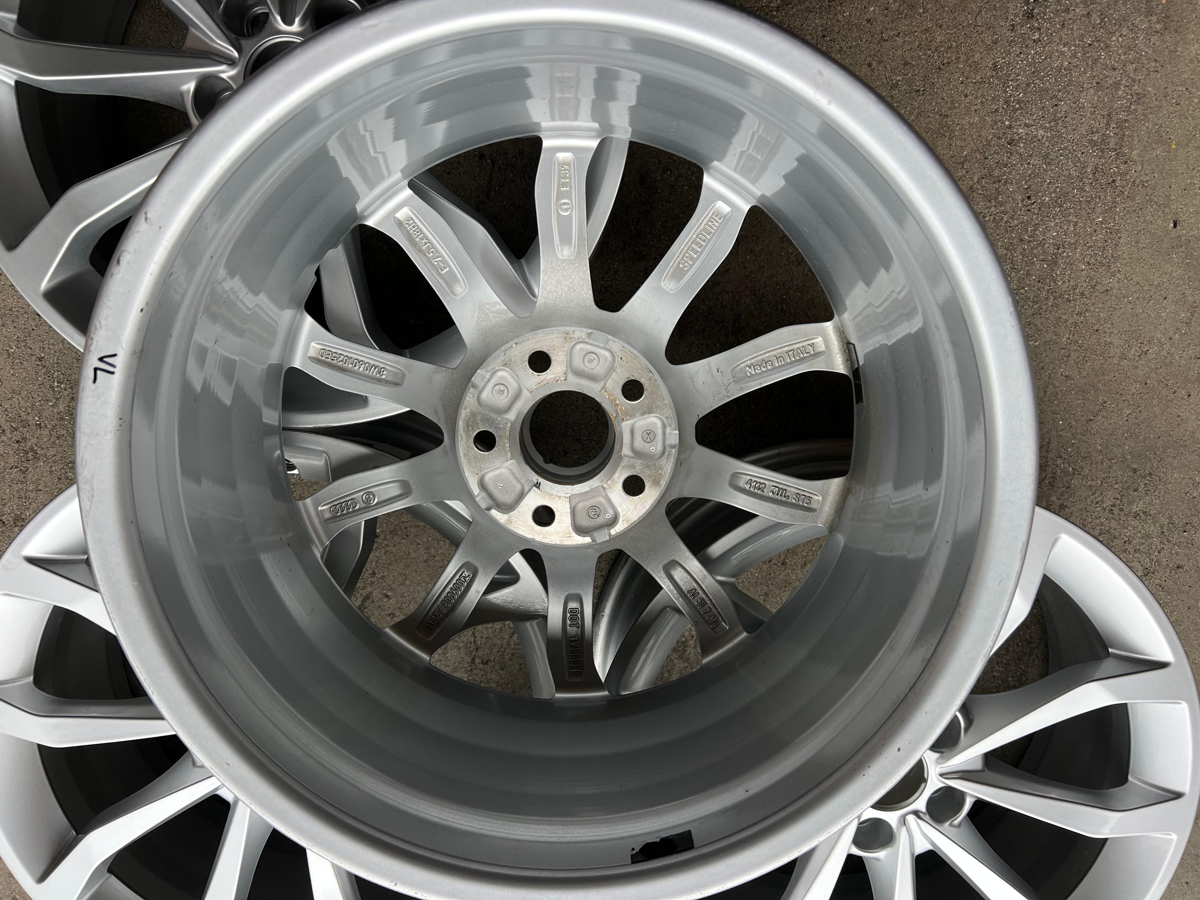 4 CERCHI IN LEGA ORIGINALI DA 18" PER AUDI A4 8W 8W0601025ED 7,5x18 ET39 SPEDIZIONE GRATUITA
