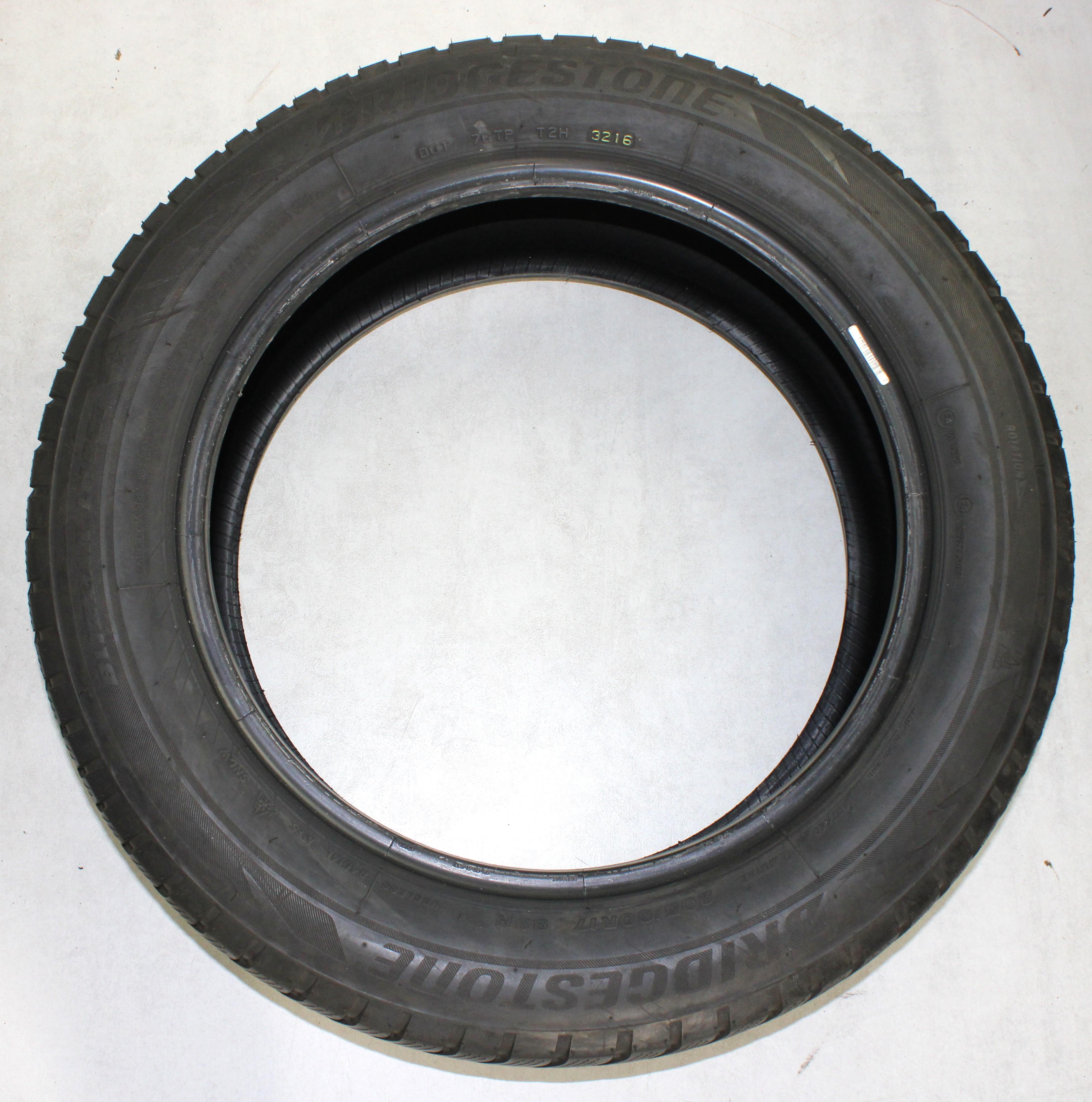 2 x 205/60R17 93H Winterreifen Bridgestone Blizzak LM001 * 1x5-5,5mm/1x6mm 2016/2018