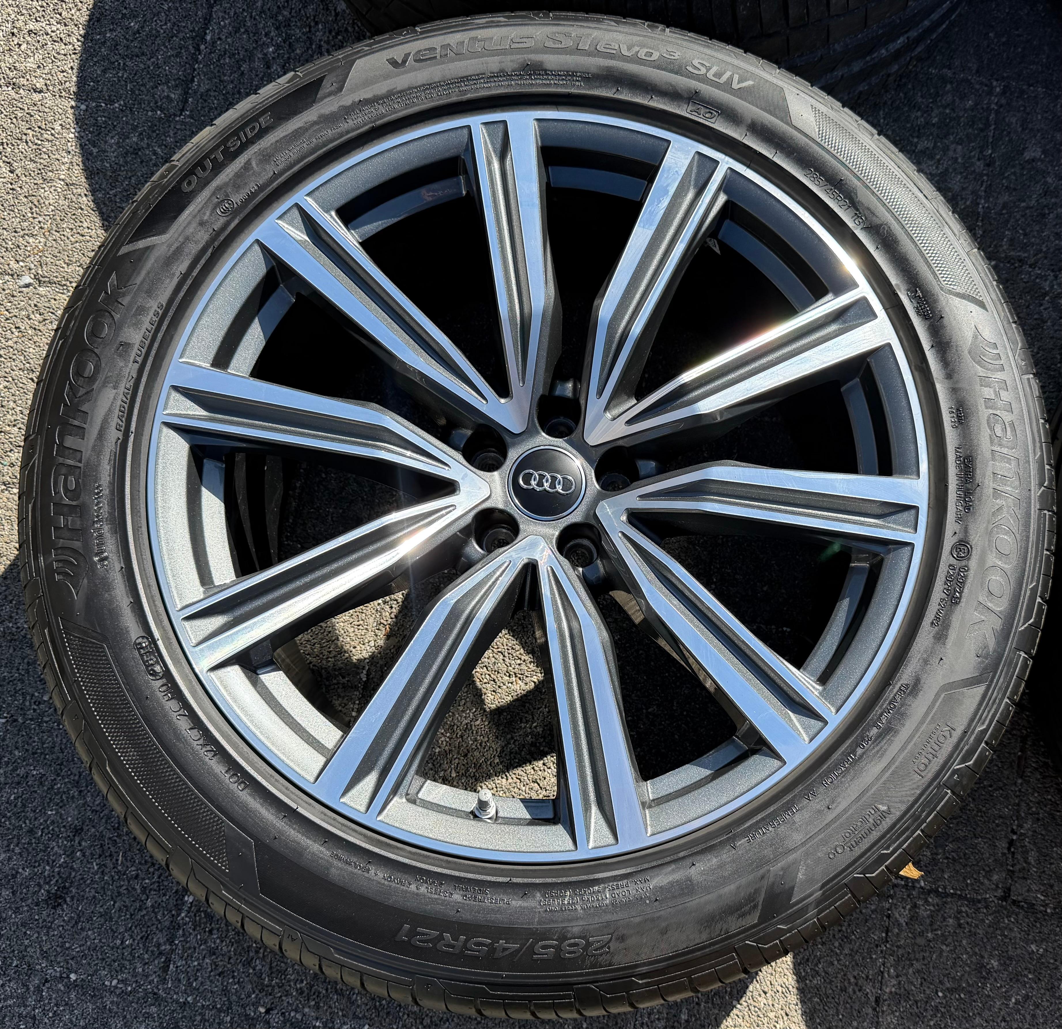 4 ruote estive in lega originali da 21" Audi Q8 SQ8 4M 4M8601025G 285/45R21 113Y RDKS