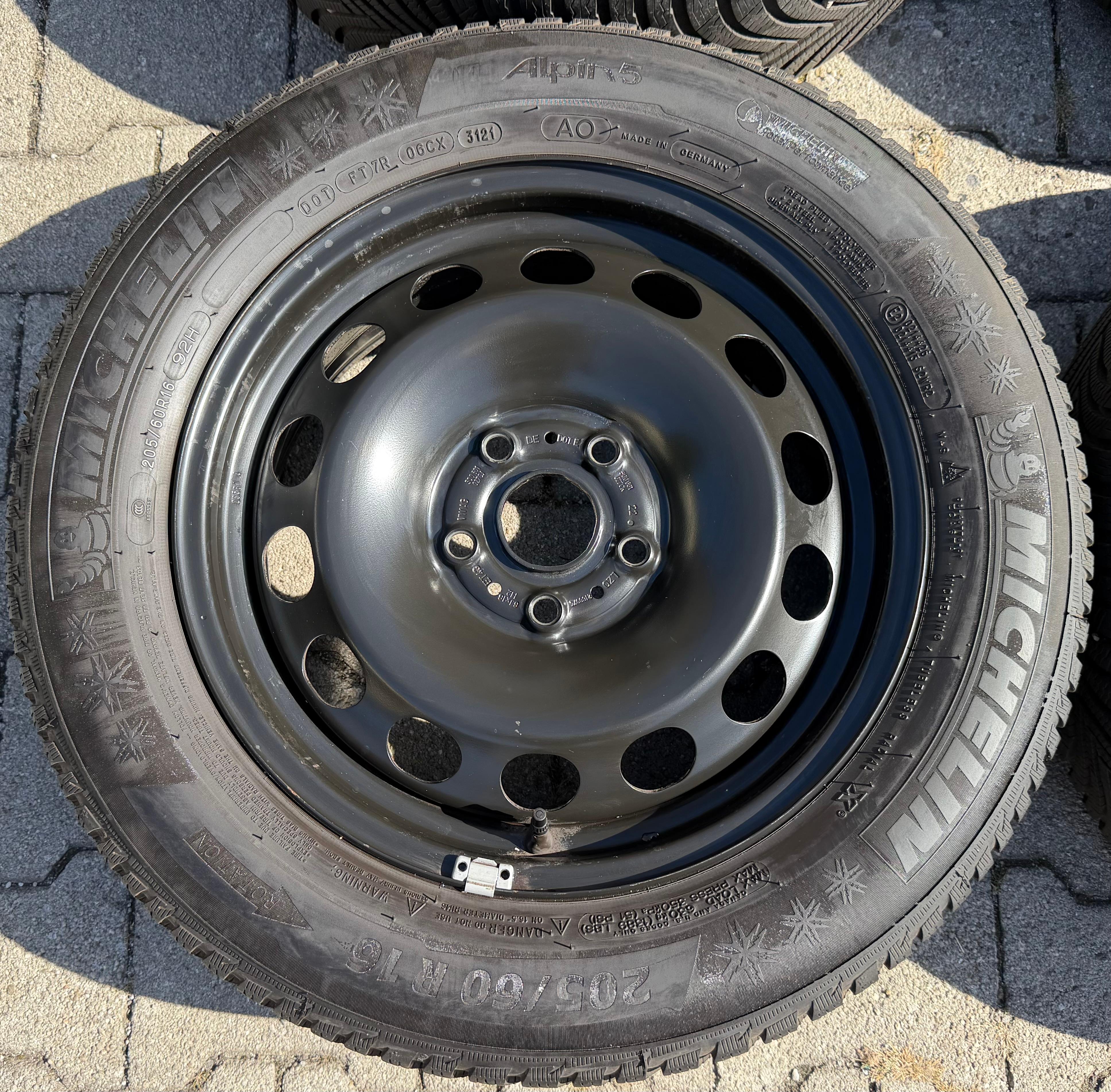 4 Winterräder Audi Q2 GA VW T-ROC A11 205/60R16 92H Michelin Alpin 5 Winterreifen