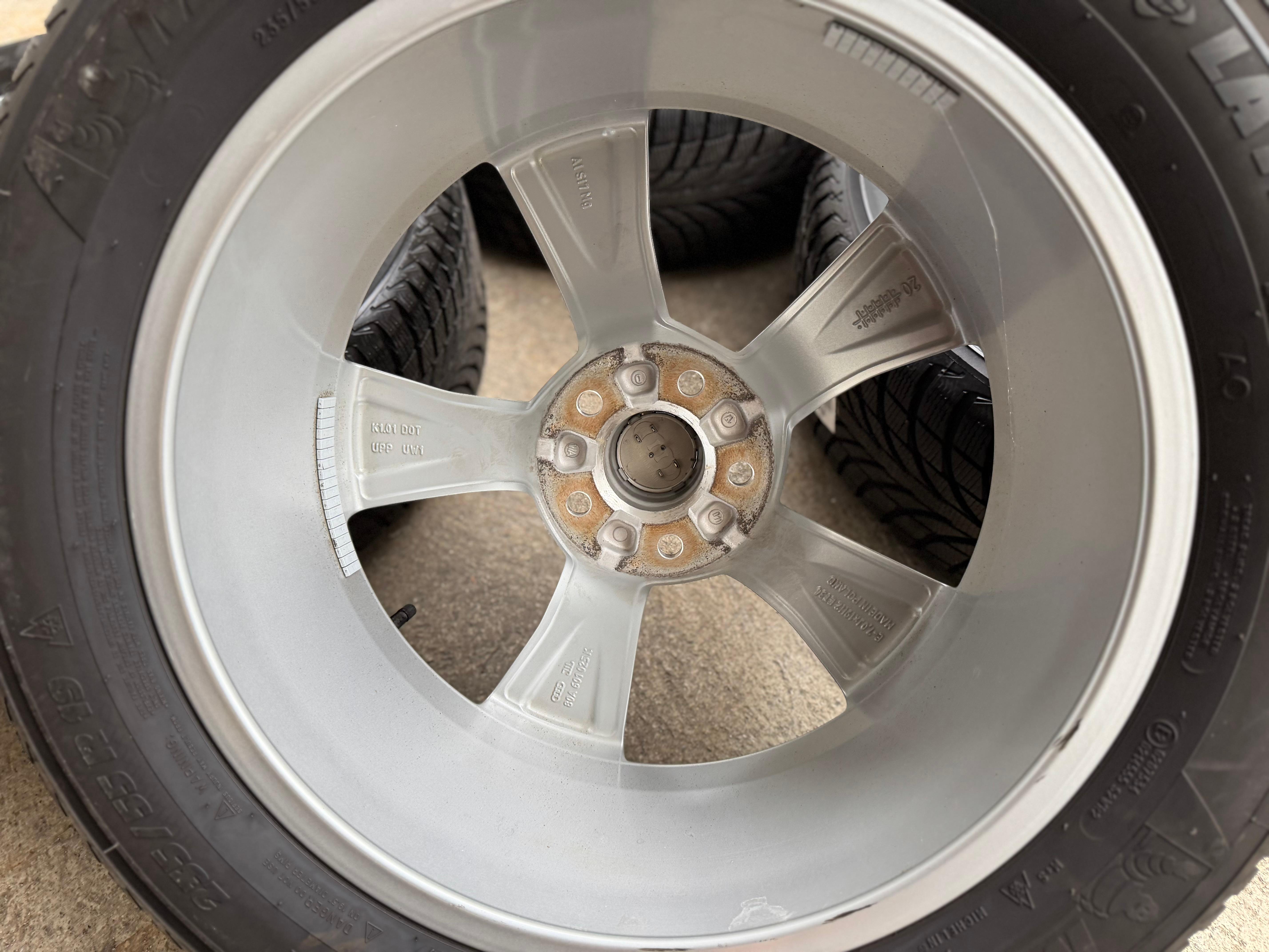 4 Original 19" Alu Winterräder Audi Q5 SQ5 FY 80A601025K 235/55R19 101H Michelin